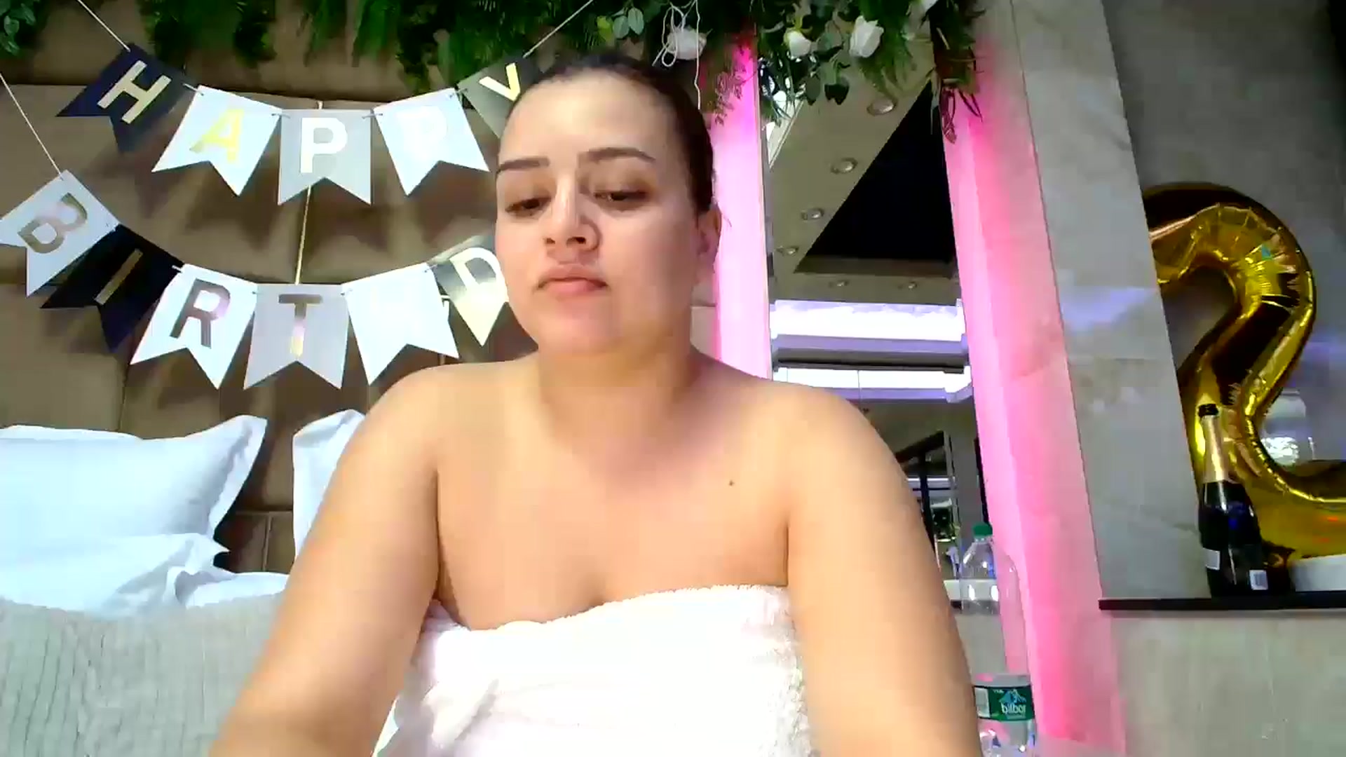 Gallery image thumbnail from Lexianna's myfreecams stream on, 07/14/2024, 24:44 image 19 of 20