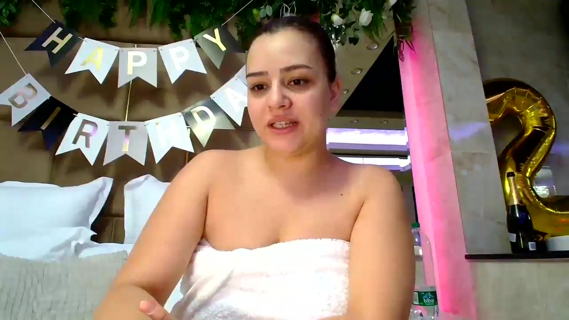Gallery image thumbnail from Lexianna's myfreecams stream on, 07/14/2024, 24:44 image 12 of 20