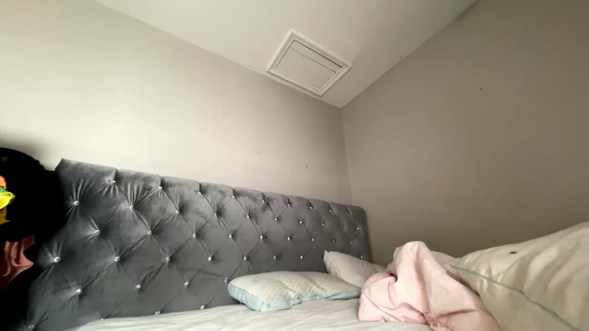 Gallery image thumbnail from LexieBearXo's myfreecams stream on, 02/20/2025, 14:07 image 9 of 20