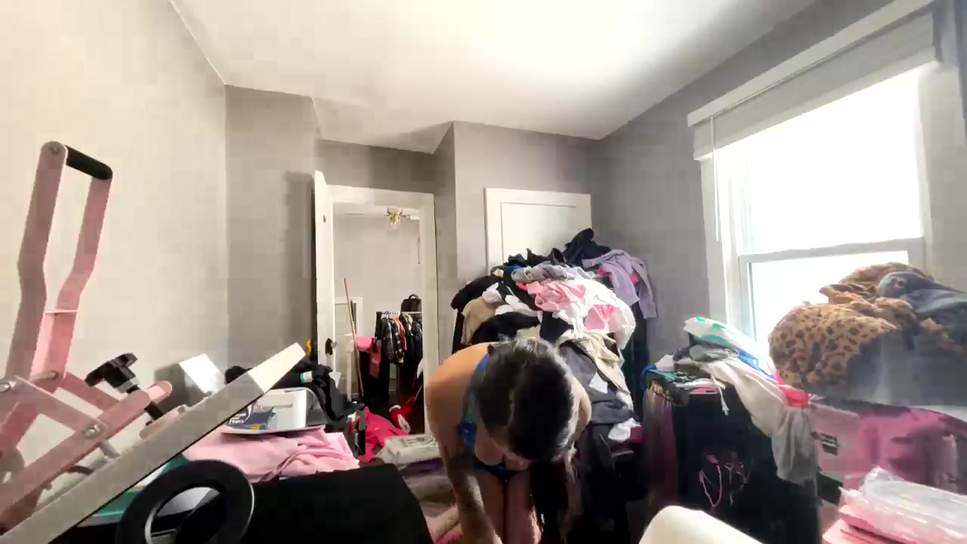 Gallery image thumbnail from LexieBearXo's myfreecams stream on, 02/20/2025, 16:07 image 9 of 20