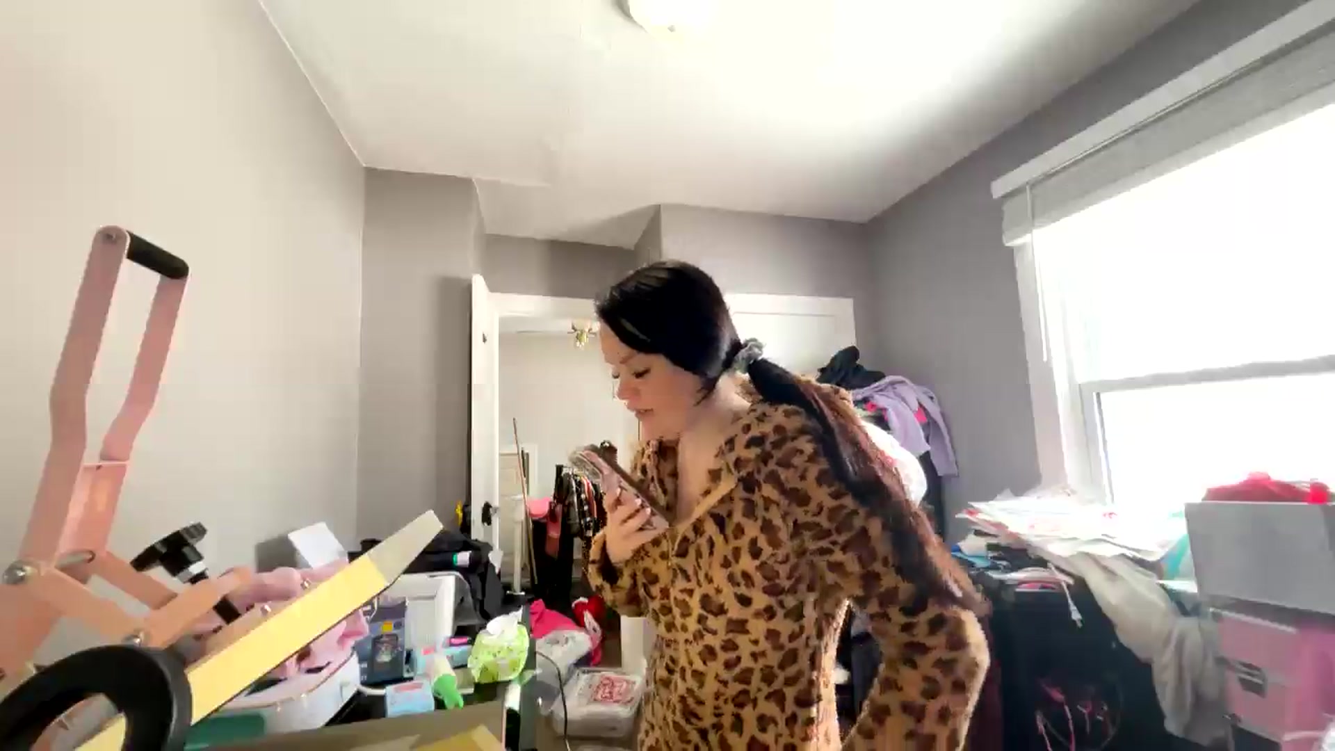 Gallery image thumbnail from LexieBearXo's myfreecams stream on, 02/20/2025, 17:16 image 16 of 20