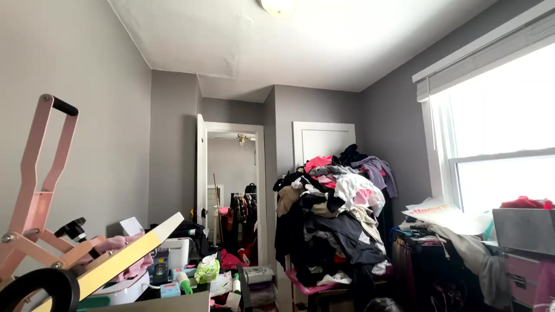 Gallery image thumbnail from LexieBearXo's myfreecams stream on, 02/20/2025, 17:16 image 8 of 20