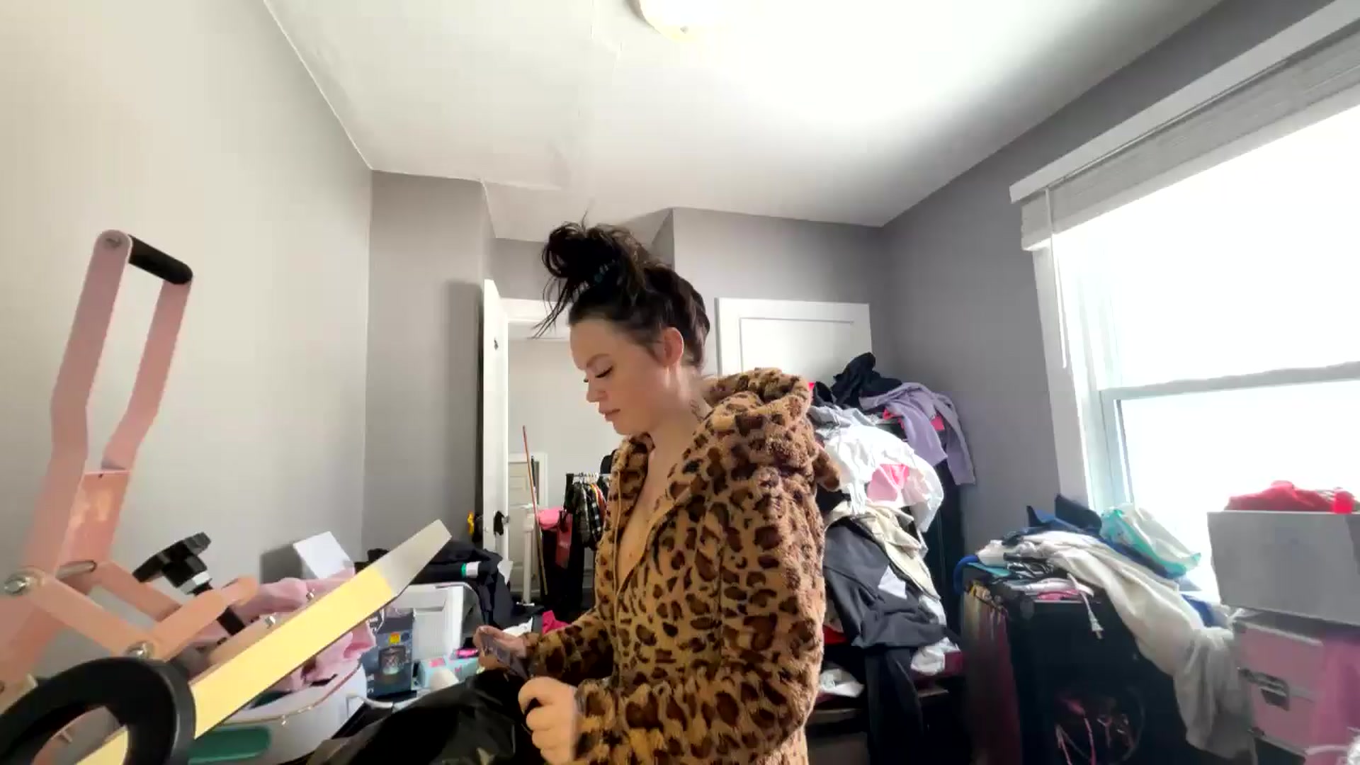 Gallery image thumbnail from LexieBearXo's myfreecams stream on, 02/20/2025, 17:16 image 1 of 20
