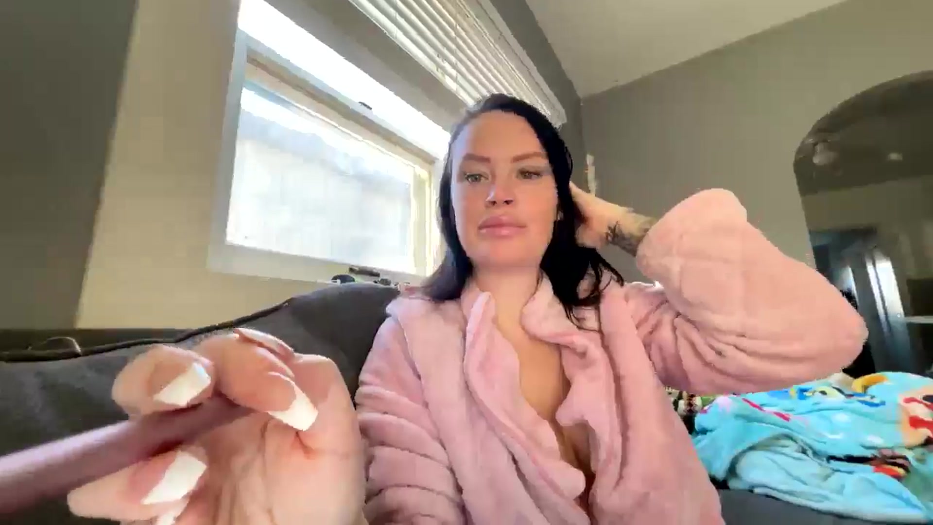 Gallery image thumbnail from LexieBearXo's myfreecams stream on, 03/10/2025, 13:18 image 4 of 20