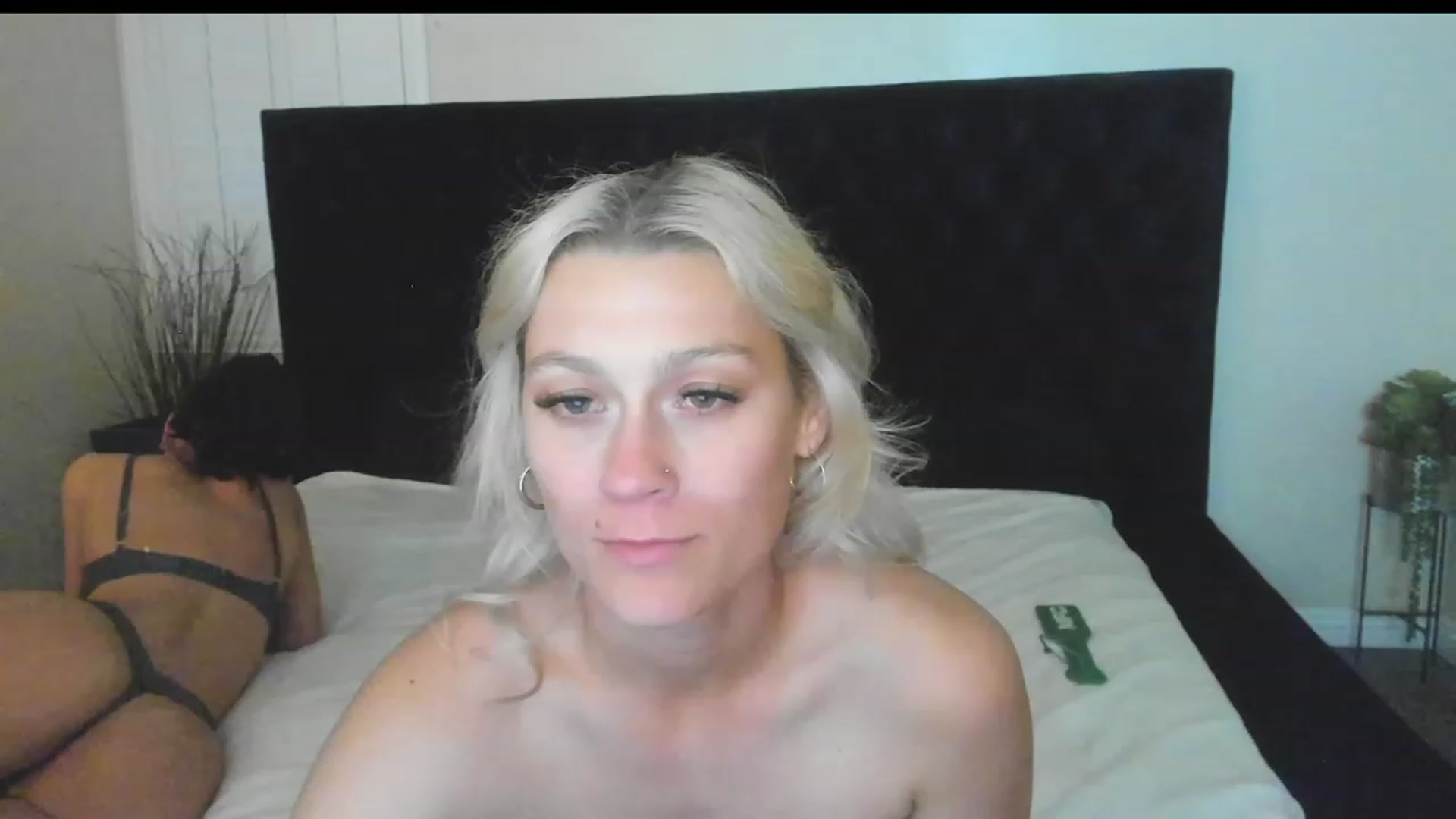 Gallery image thumbnail from LexiiJae's myfreecams stream on, 11/08/2023, 12:40 image 11 of 20