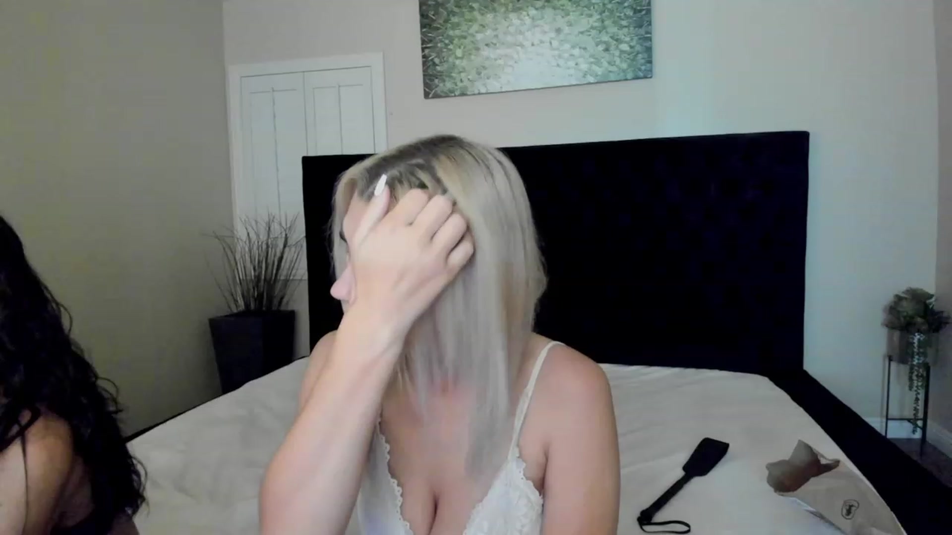 Gallery image thumbnail from LexiiJae's myfreecams stream on, 11/10/2023, 09:12 image 10 of 20