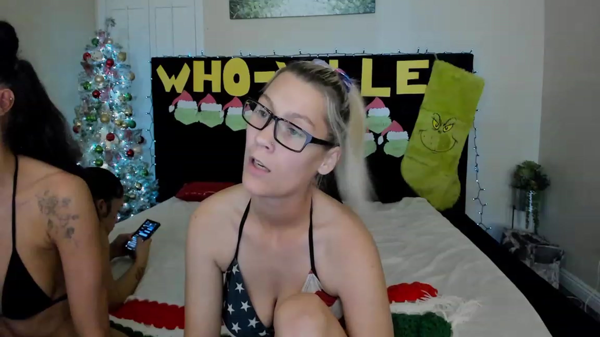 Gallery image thumbnail from LexiiJae's myfreecams stream on, 12/04/2023, 09:09 image 11 of 20