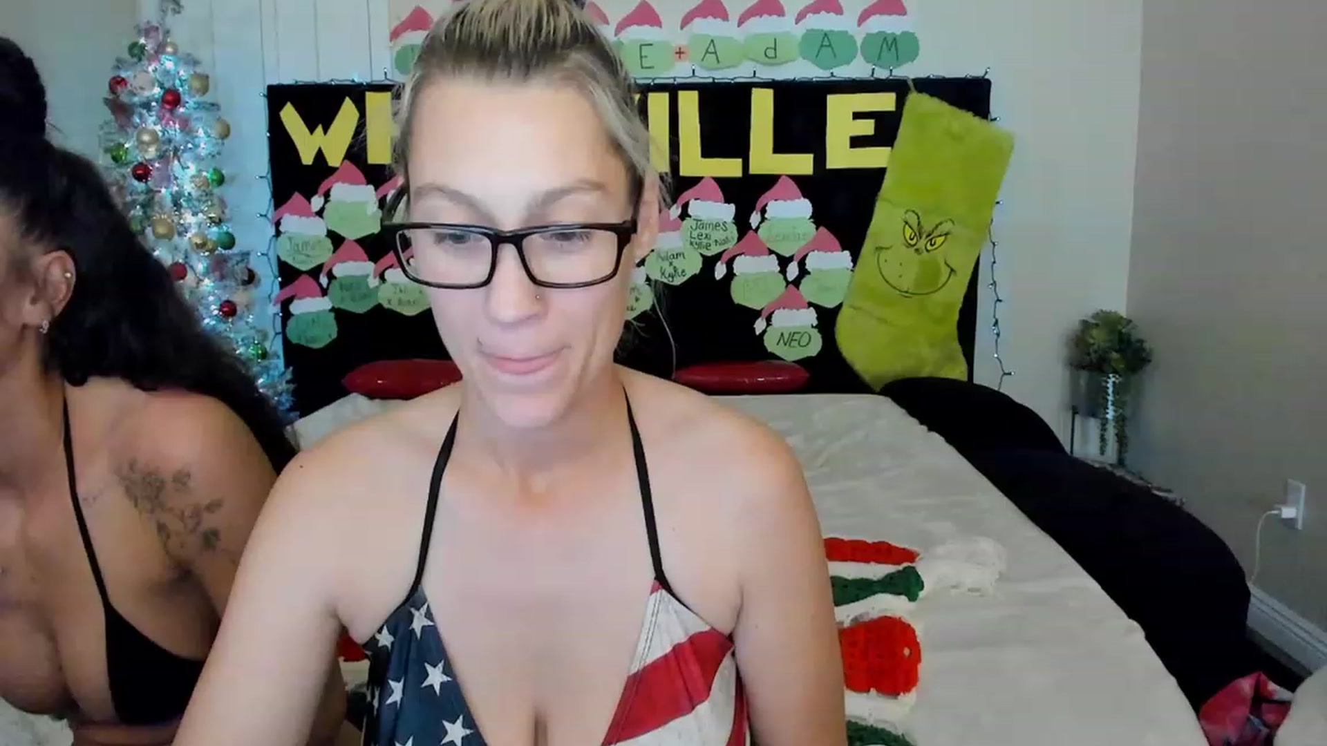 Gallery image thumbnail from LexiiJae's myfreecams stream on, 12/04/2023, 09:59 image 9 of 20