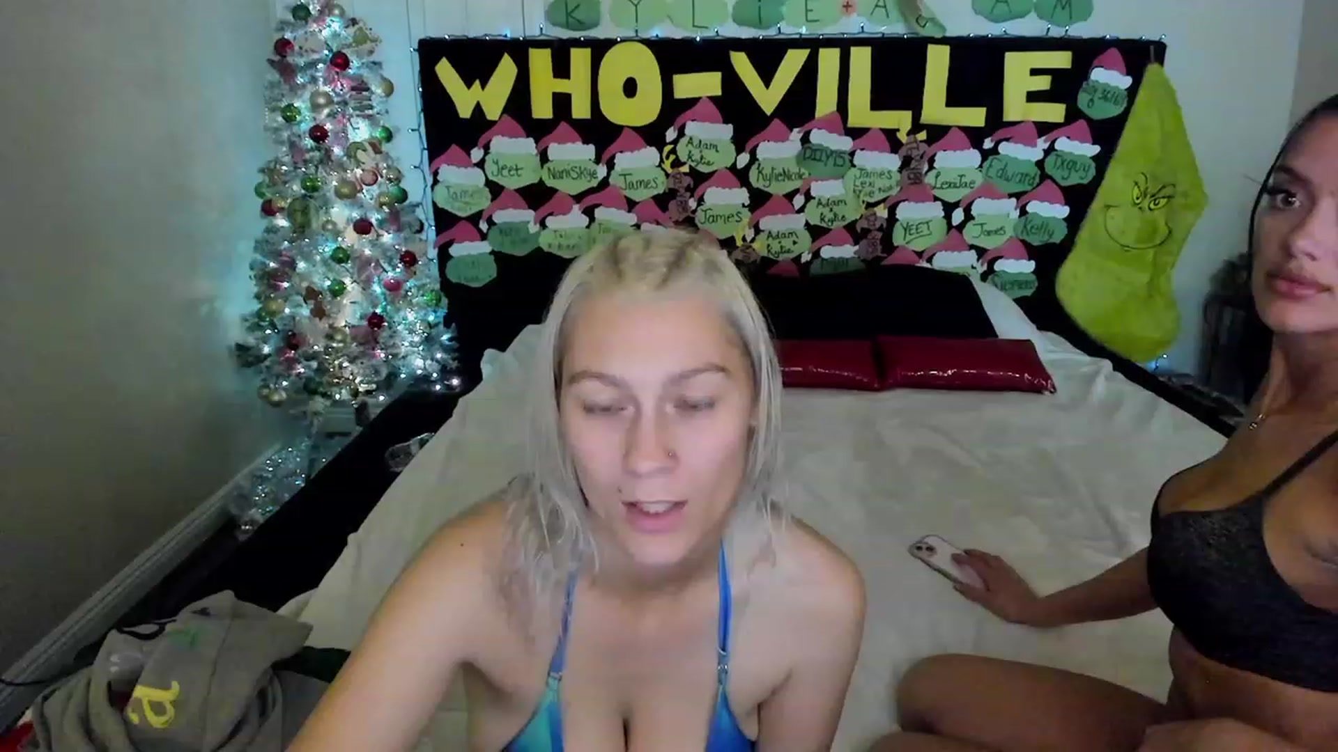 Gallery image thumbnail from LexiiJae's myfreecams stream on, 12/11/2023, 08:44 image 8 of 20