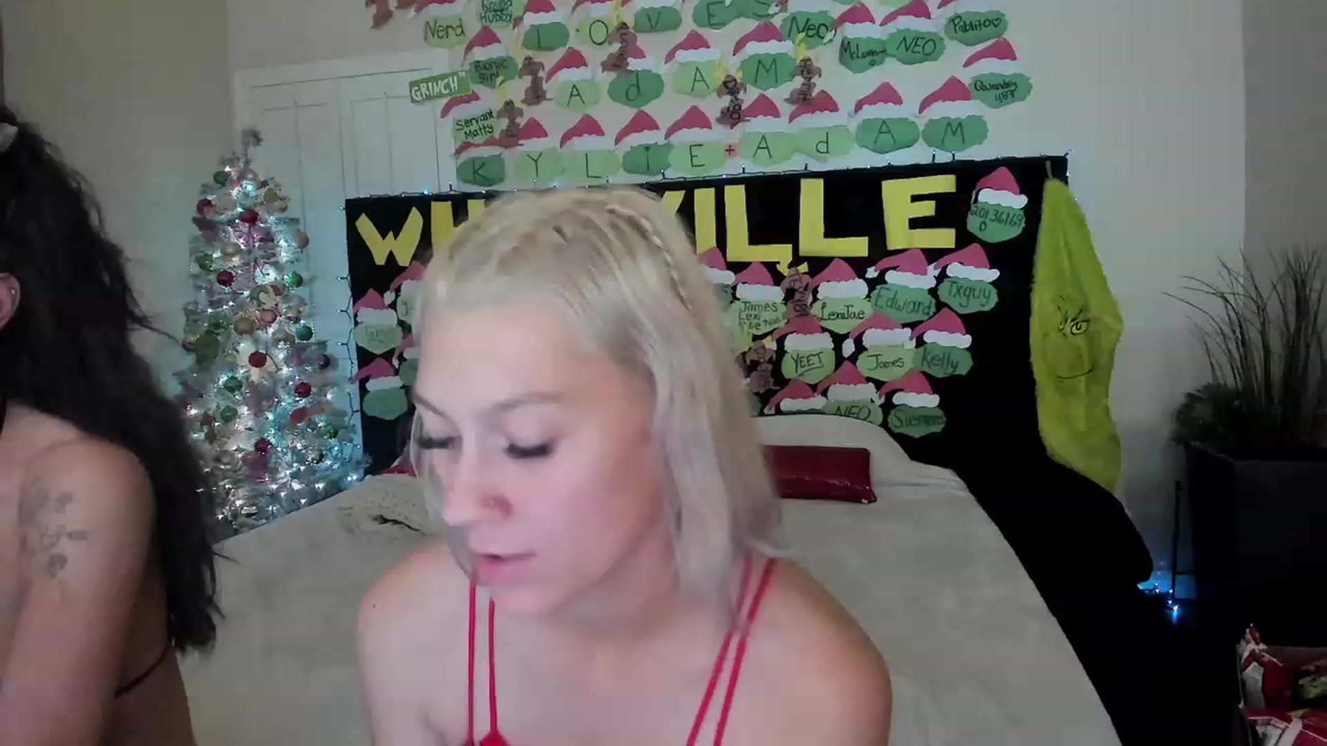 Gallery image thumbnail from LexiiJae's myfreecams stream on, 12/13/2023, 07:51 image 8 of 20