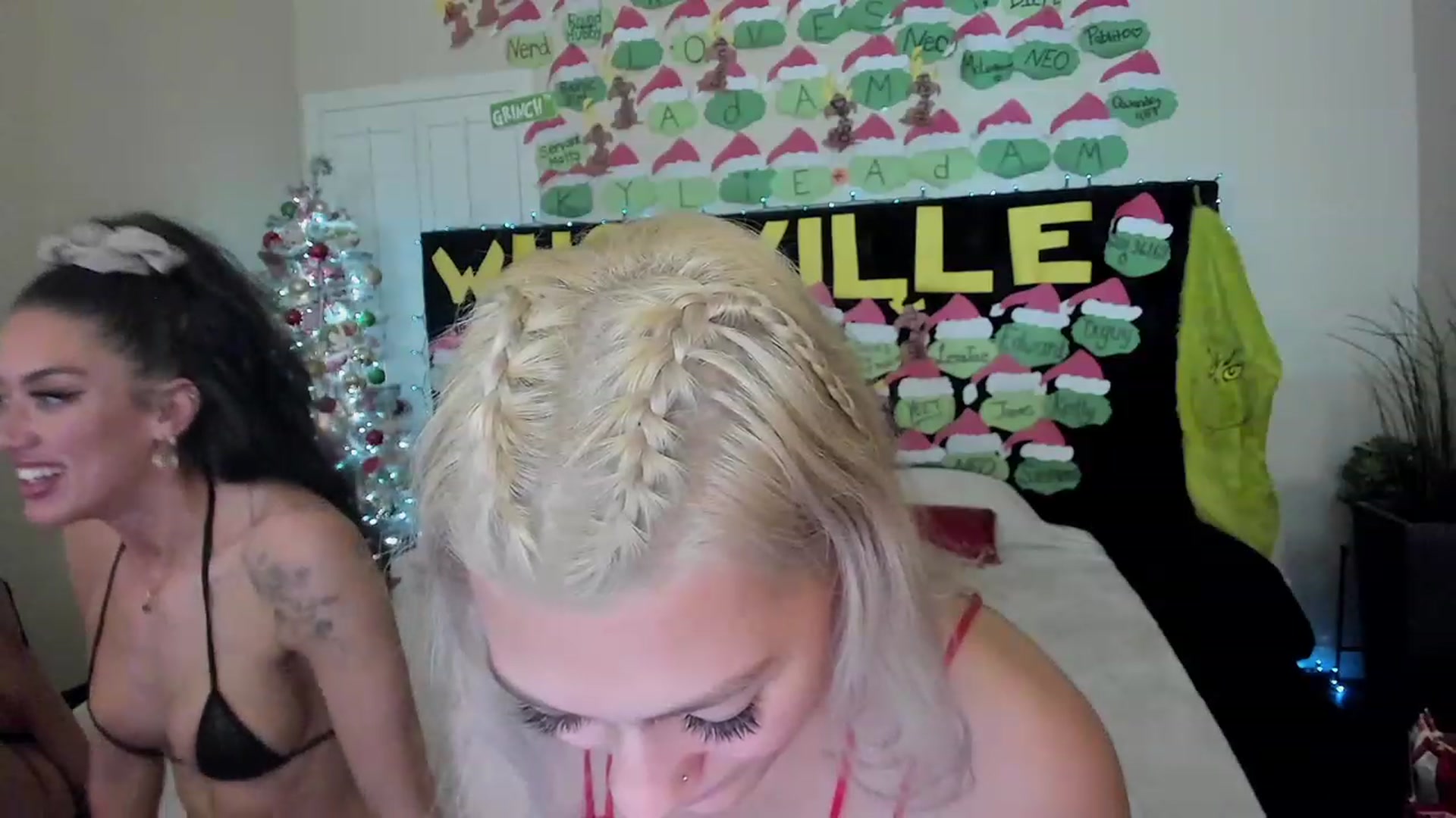 Gallery image thumbnail from LexiiJae's myfreecams stream on, 12/13/2023, 07:51 image 16 of 20