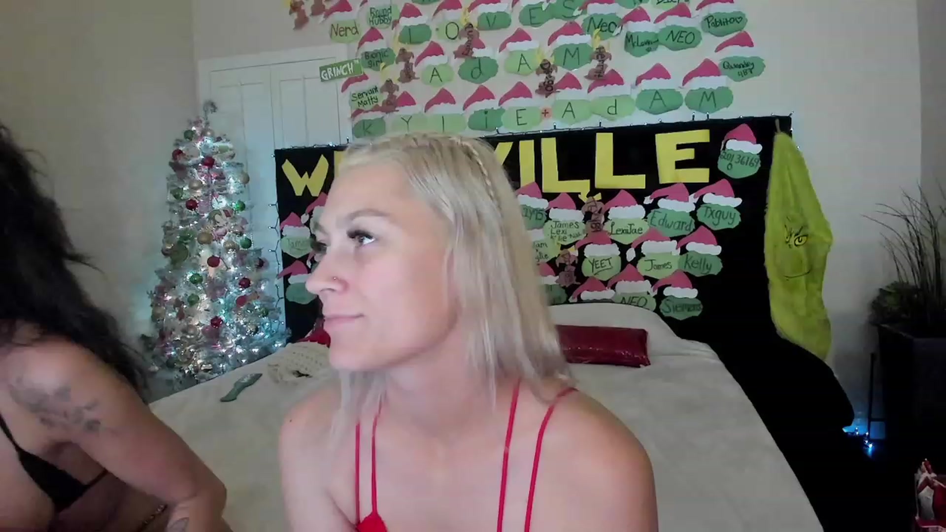 Gallery image thumbnail from LexiiJae's myfreecams stream on, 12/13/2023, 07:51 image 20 of 20