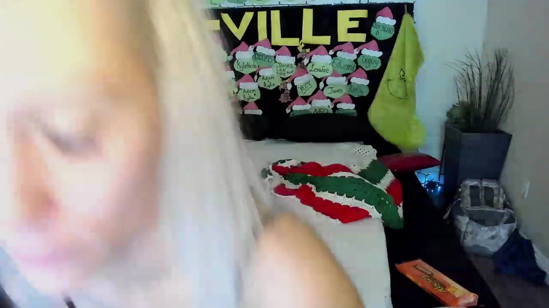 Gallery image thumbnail from LexiiJae's myfreecams stream on, 12/20/2023, 11:21 image 7 of 20