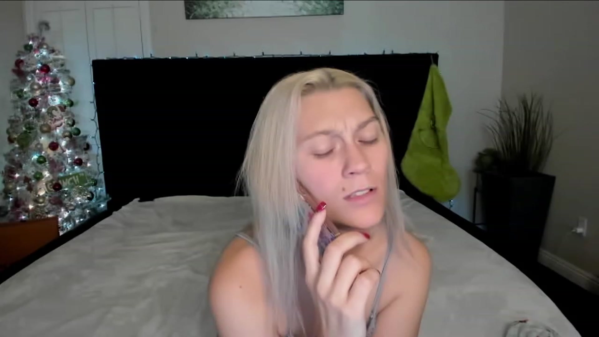 Gallery image thumbnail from LexiiJae's myfreecams stream on, 12/30/2023, 10:33 image 9 of 20