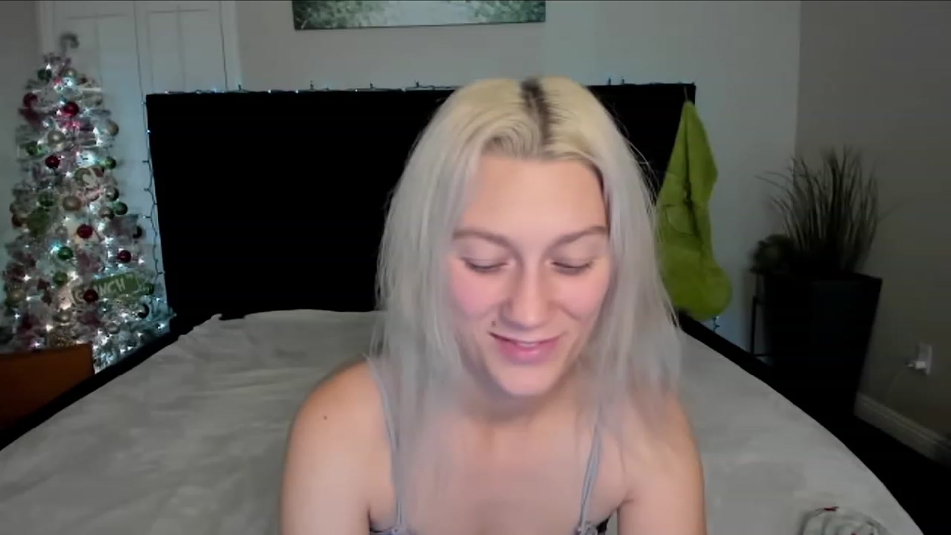 Gallery image thumbnail from LexiiJae's myfreecams stream on, 12/30/2023, 10:33 image 3 of 20