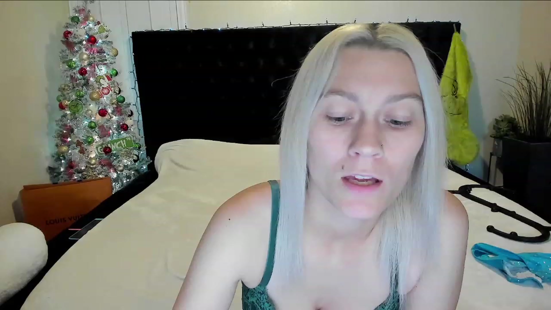 Gallery image thumbnail from LexiiJae's myfreecams stream on, 01/02/2024, 10:57 image 6 of 20