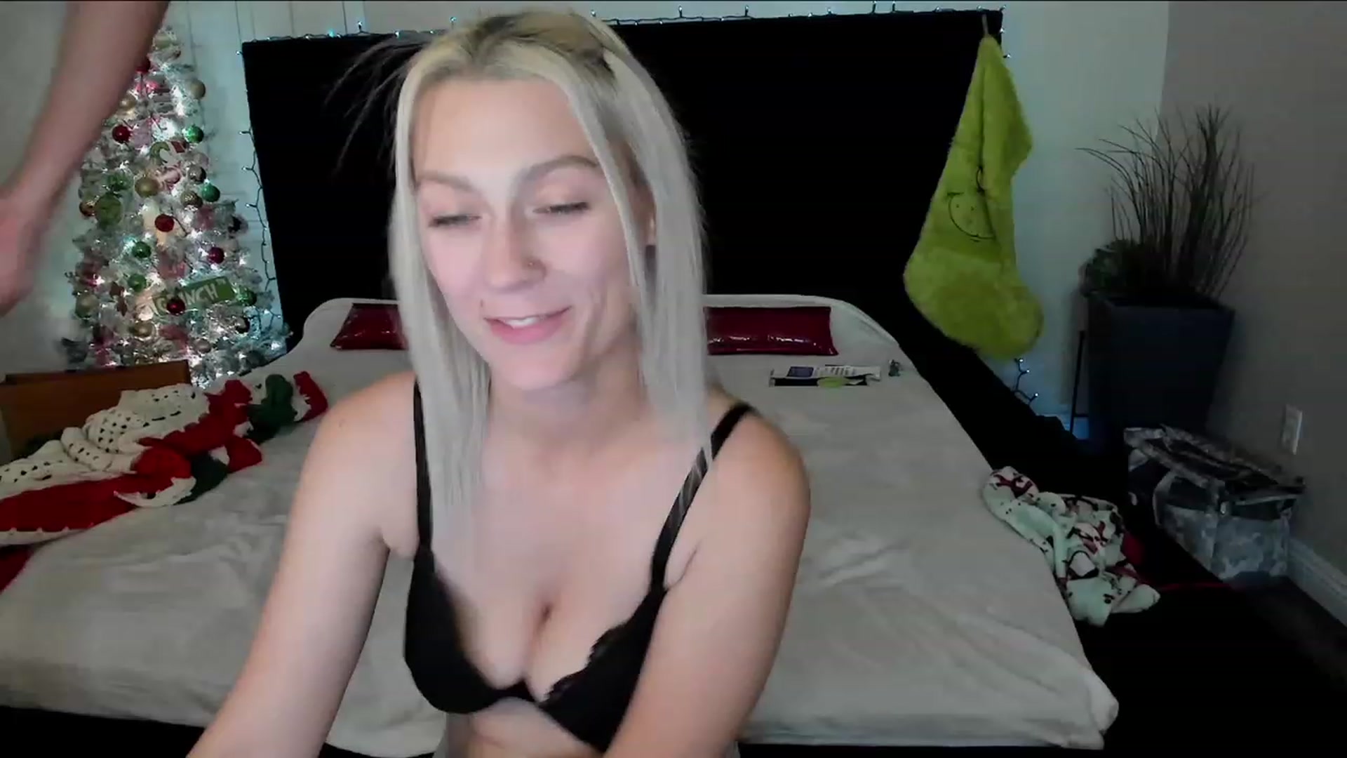 Gallery image thumbnail from LexiiJae's myfreecams stream on, 01/04/2024, 09:37 image 6 of 20