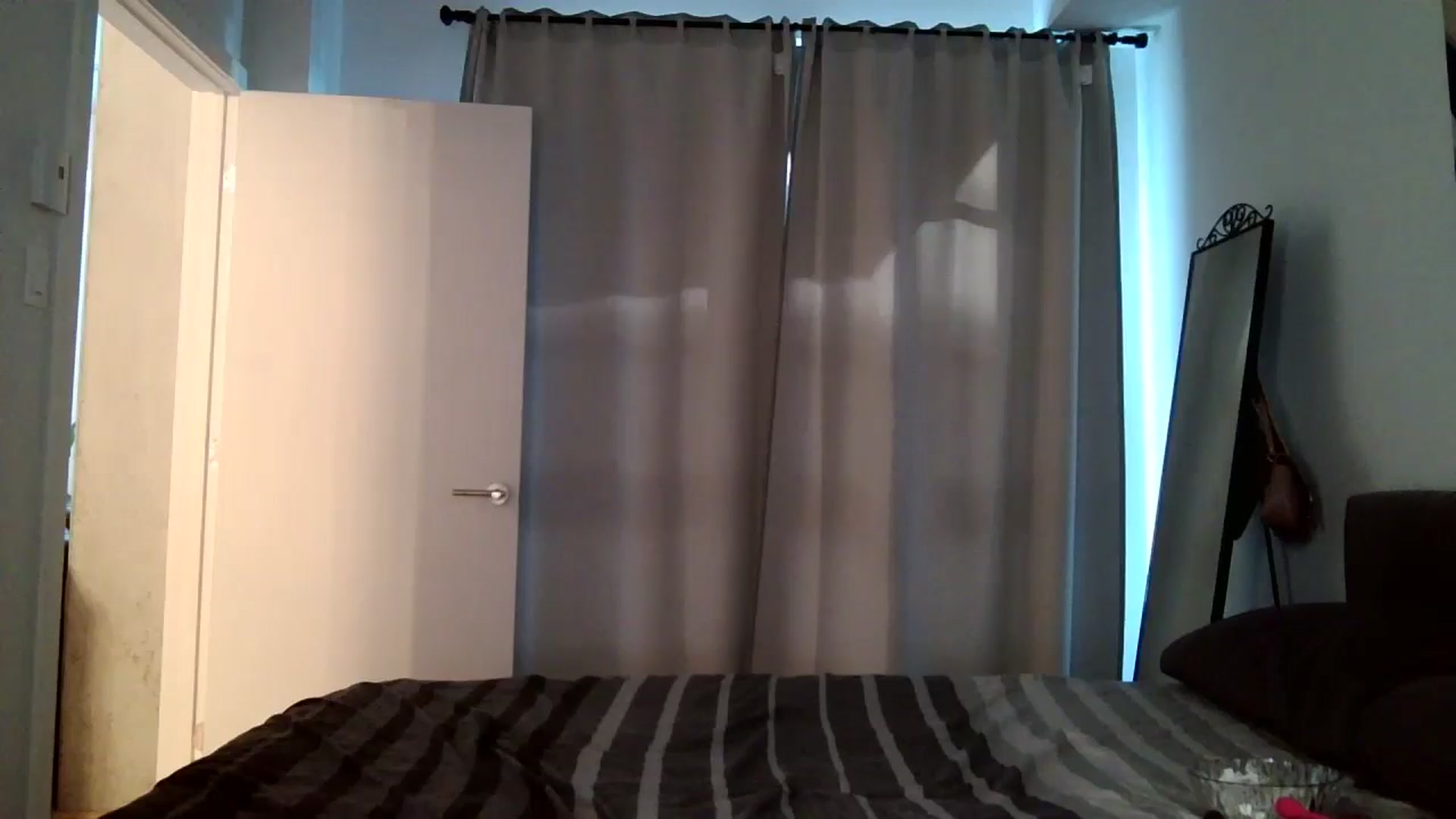 Gallery image thumbnail from LexiiRice's myfreecams stream on, 11/14/2024, 16:59 image 12 of 20