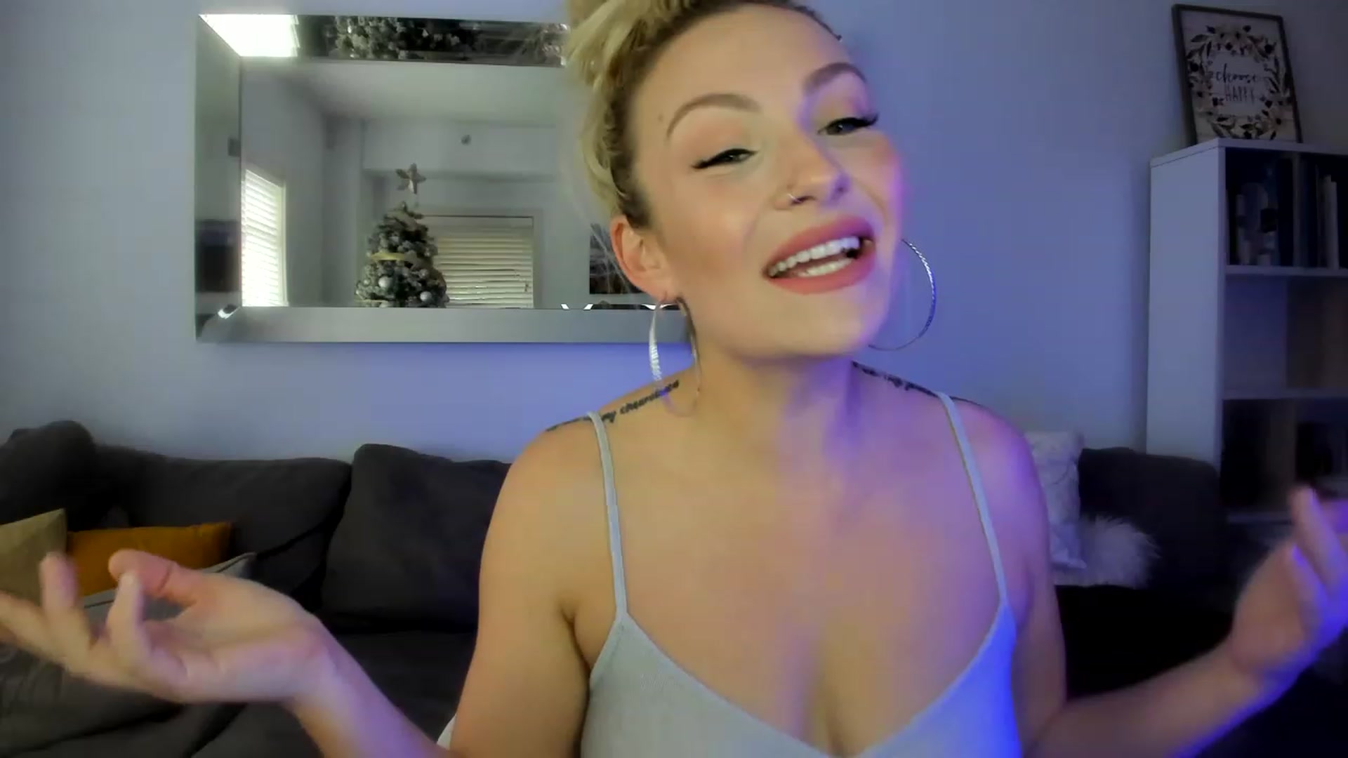 Gallery image thumbnail from Lexii_Mae's myfreecams stream on, 01/18/2023, 18:50 image 10 of 20