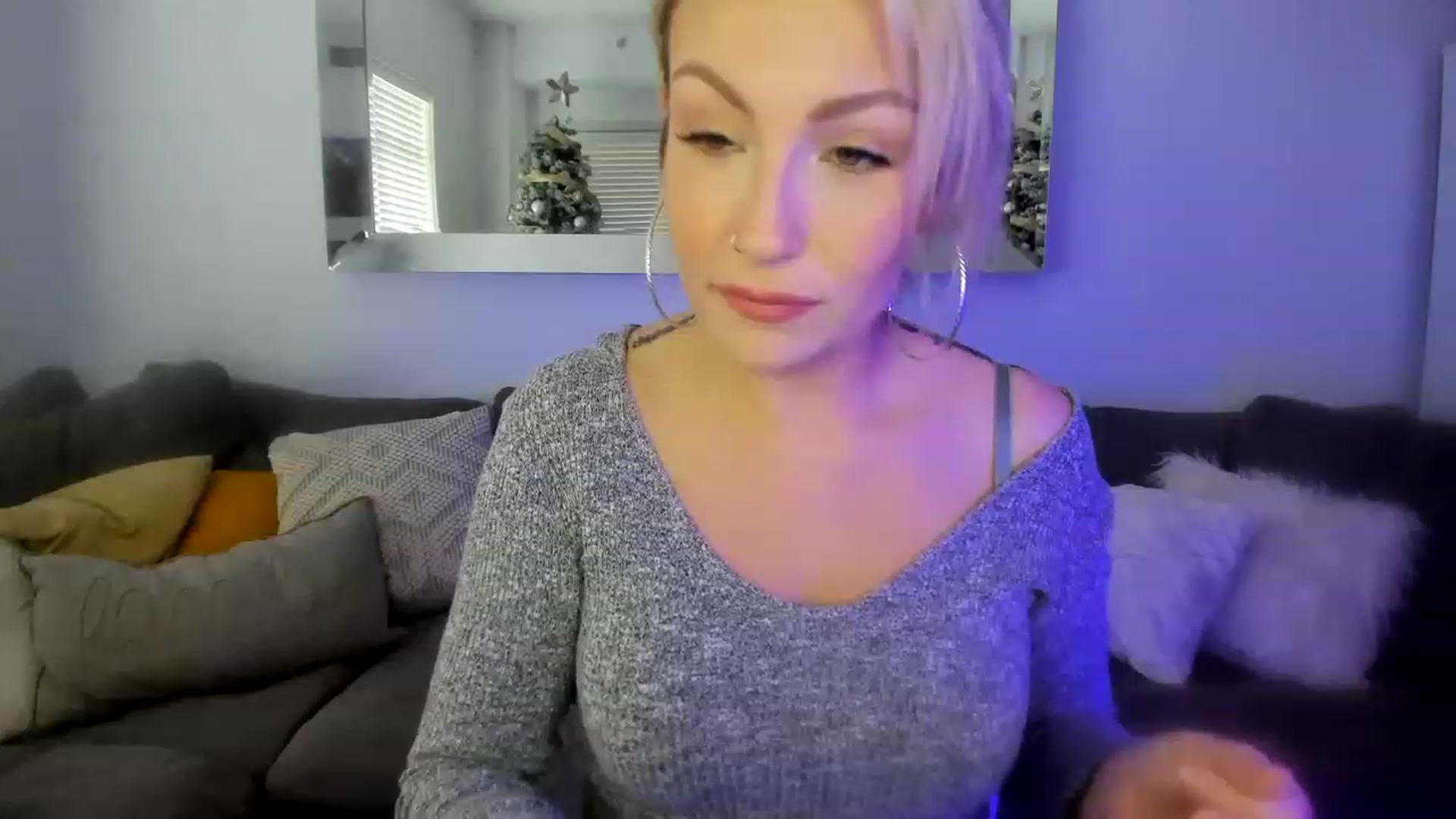 Gallery image thumbnail from Lexii_Mae's myfreecams stream on, 01/19/2023, 19:11 image 11 of 20