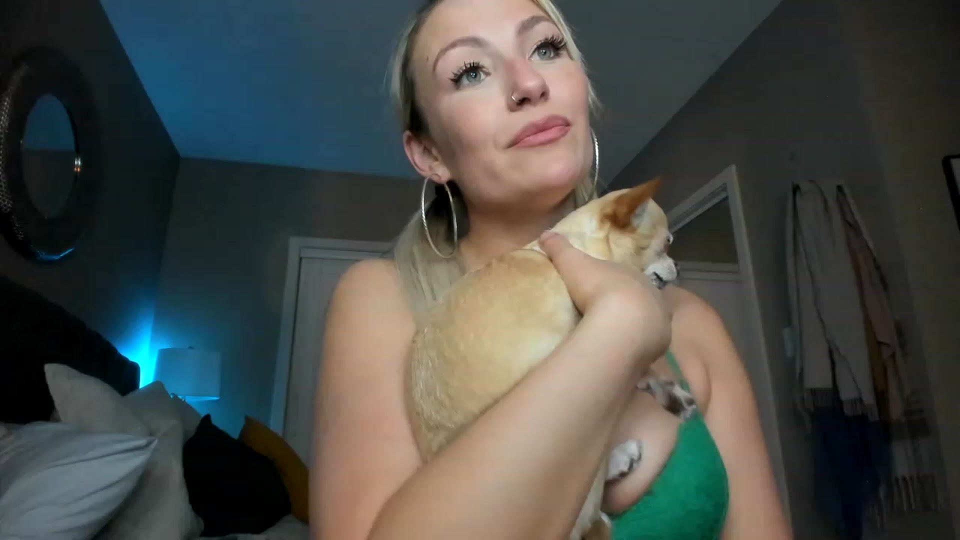 Gallery image thumbnail from Lexii_Mae's myfreecams stream on, 01/29/2023, 09:07 image 16 of 20