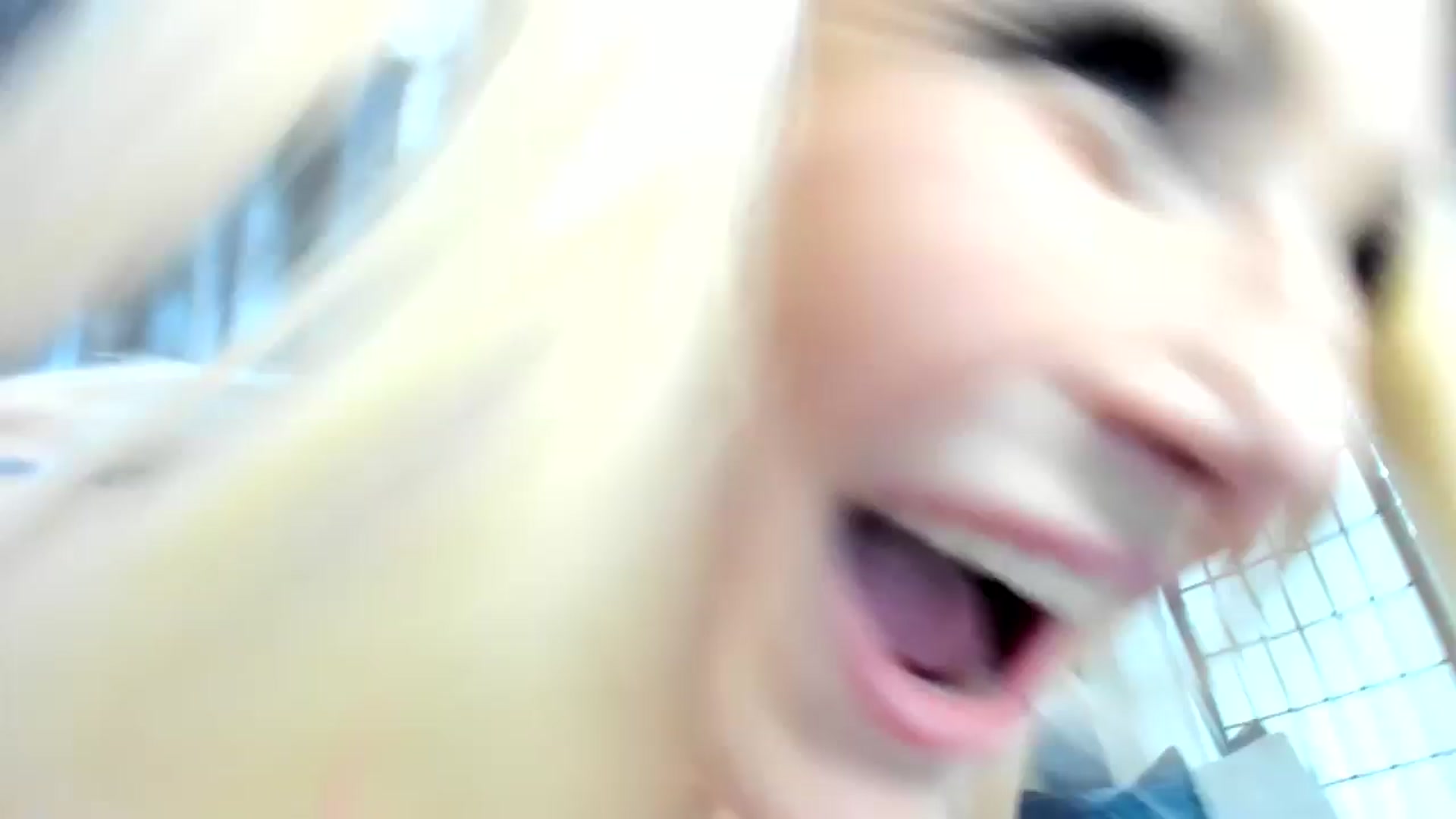 Gallery image thumbnail from Lexii_Mae's myfreecams stream on, 03/28/2025, 23:05 image 19 of 20