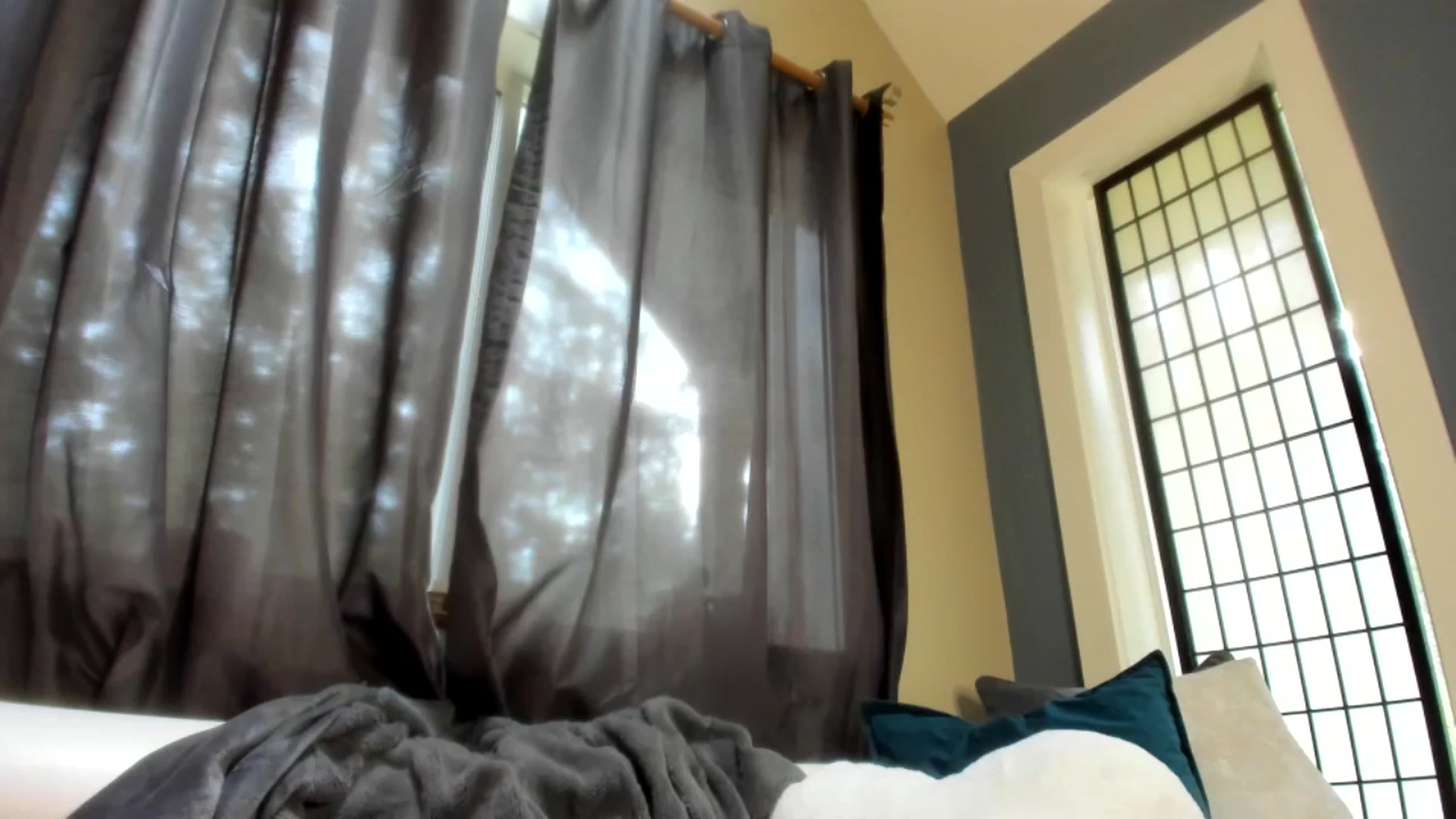 Gallery image thumbnail from Lexii_Mae's myfreecams stream on, 03/28/2025, 23:05 image 1 of 20