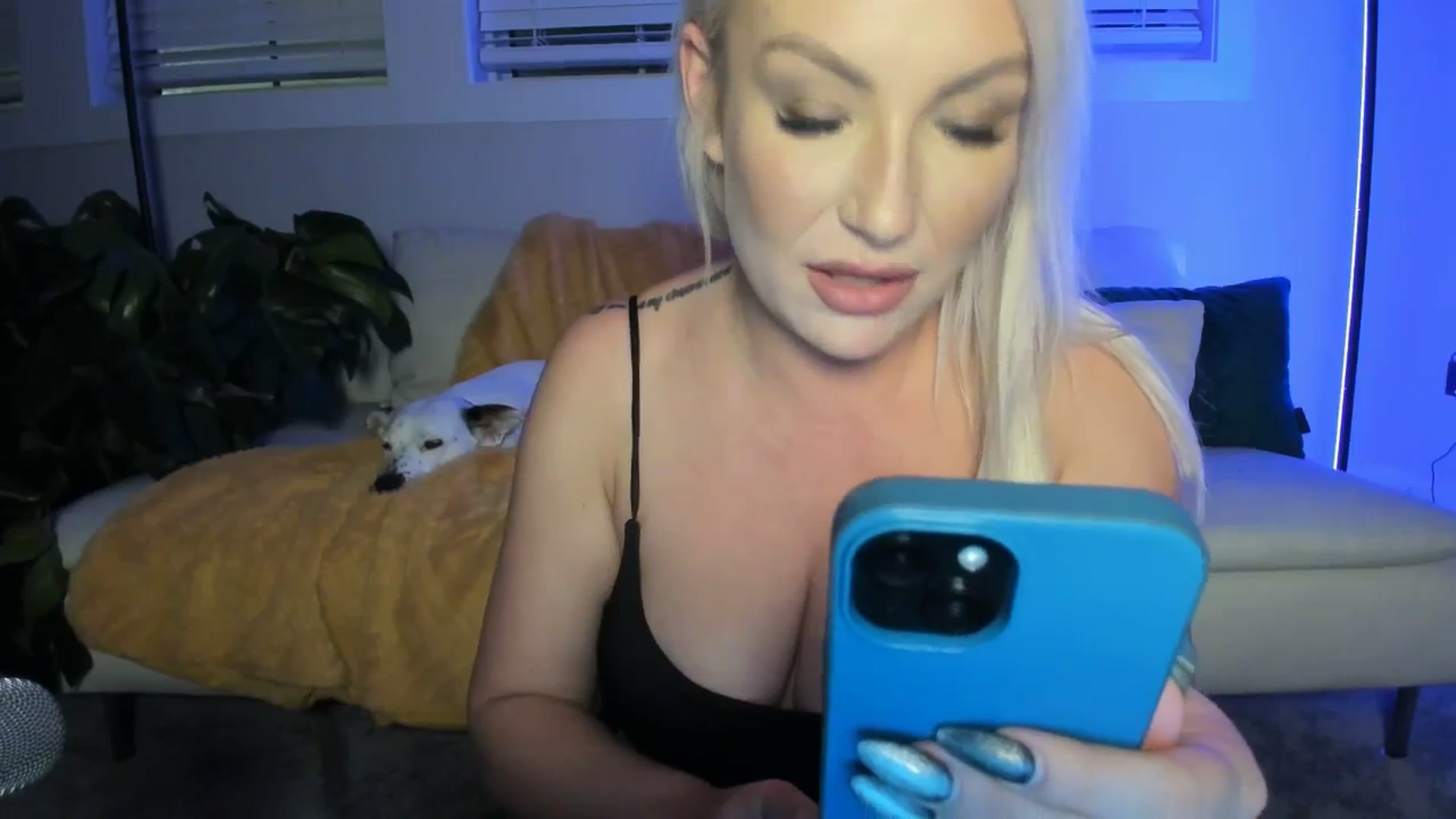 Gallery image thumbnail from Lexii_Mae's myfreecams stream on, 11/17/2025, 03:11 image 8 of 20