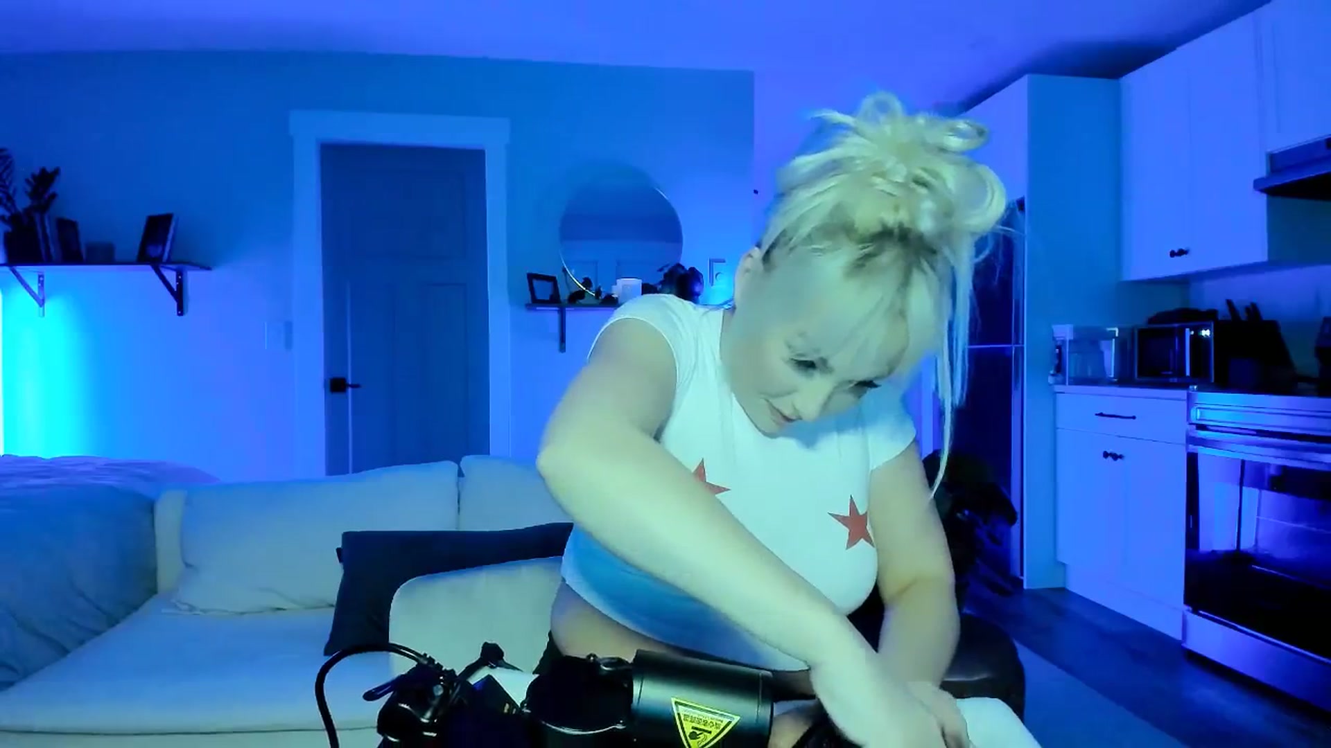 Gallery image thumbnail from Lexii_Mae's myfreecams stream on, 12/03/2025, 05:47 image 9 of 20