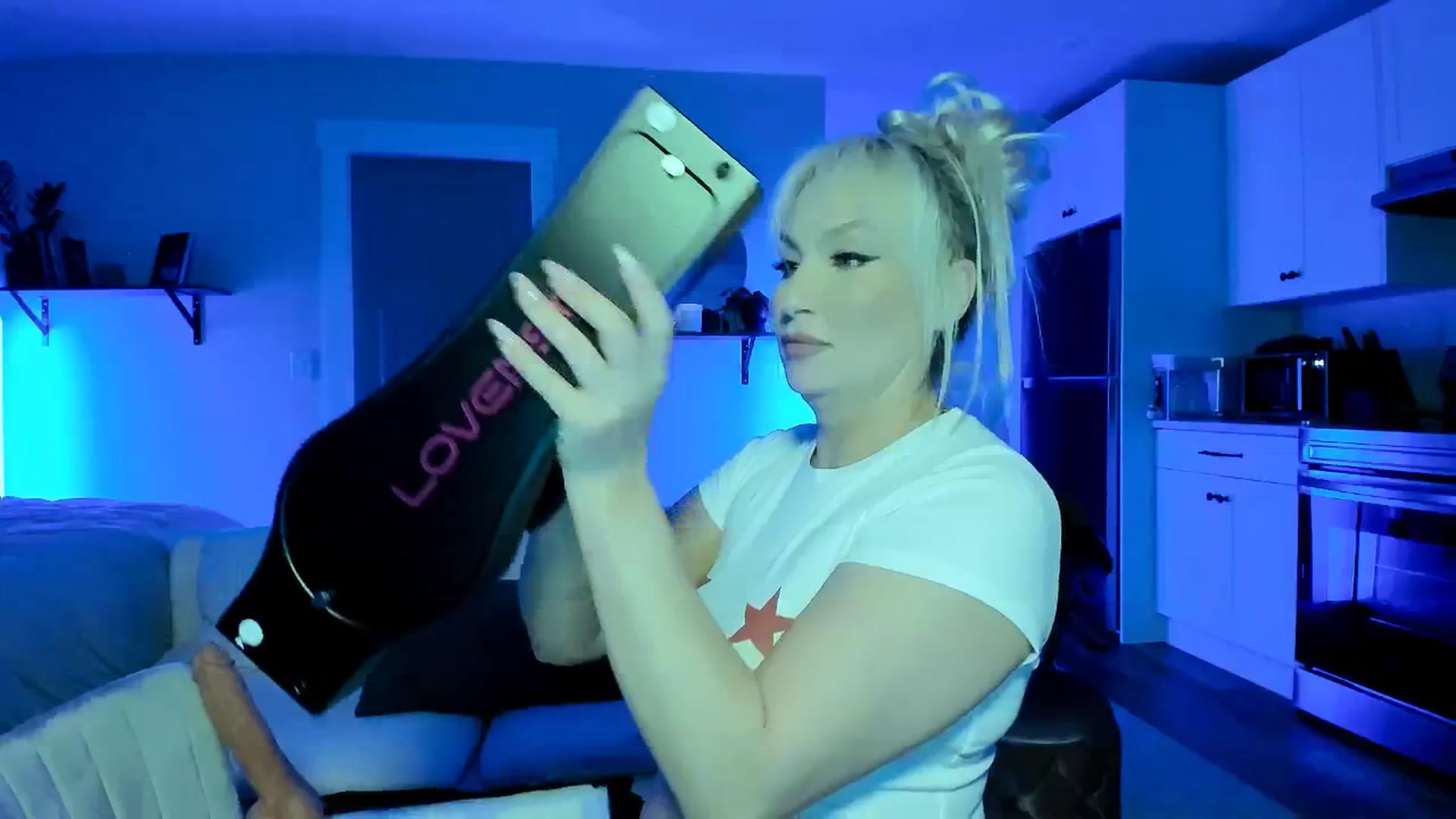 Gallery image thumbnail from Lexii_Mae's myfreecams stream on, 12/03/2025, 05:47 image 3 of 20