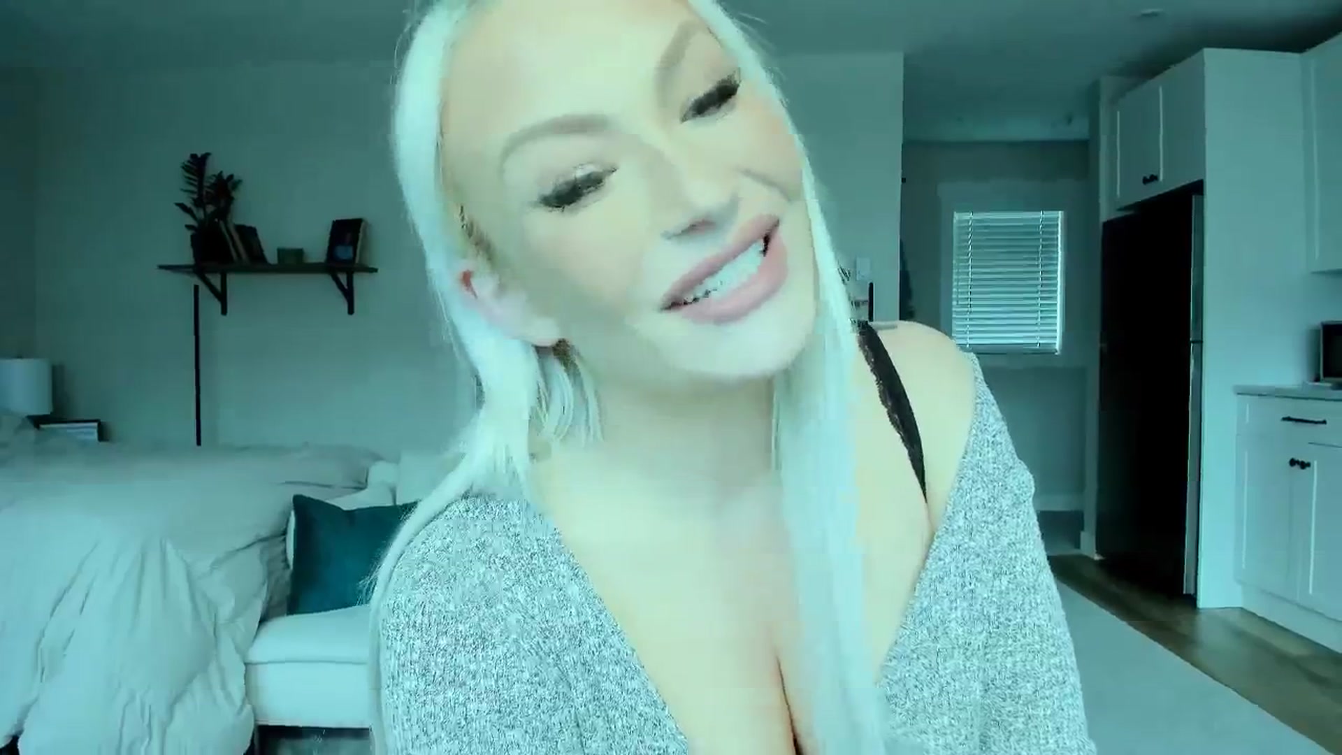 Gallery image thumbnail from Lexii_Mae's myfreecams stream on, 02/26/2026, 01:19 image 4 of 20