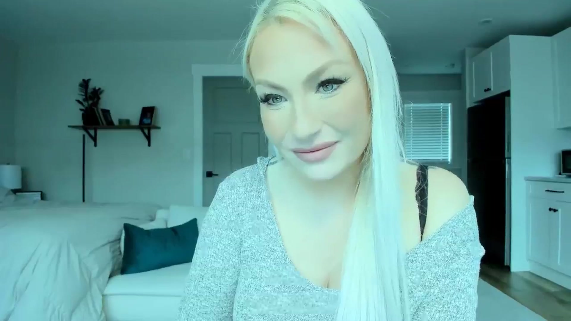 Gallery image thumbnail from Lexii_Mae's myfreecams stream on, 02/26/2026, 01:19 image 8 of 20