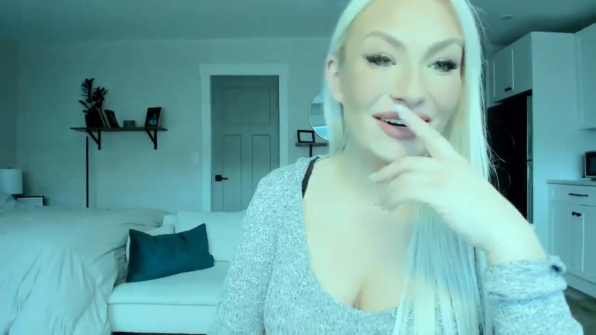 Gallery image thumbnail from Lexii_Mae's myfreecams stream on, 02/26/2026, 01:19 image 12 of 20