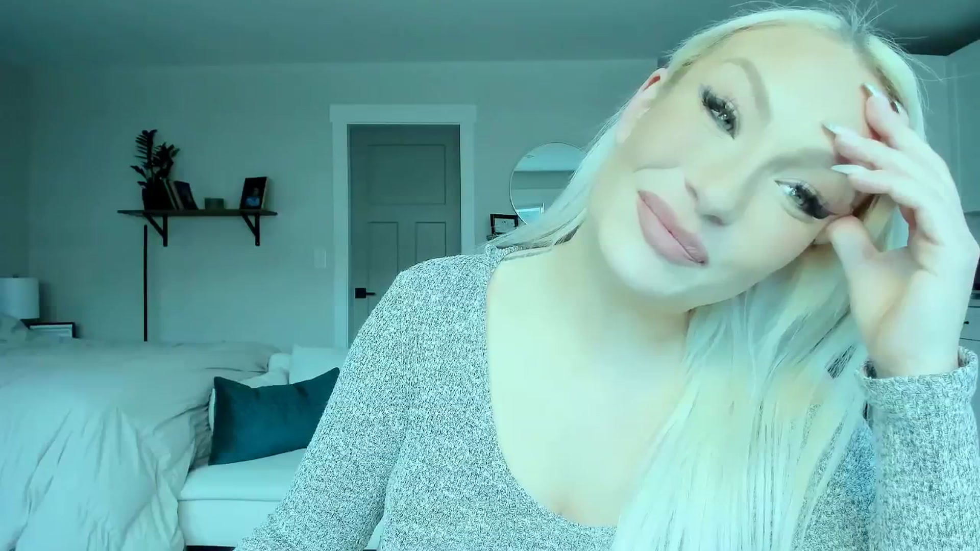 Gallery image thumbnail from Lexii_Mae's myfreecams stream on, 02/26/2026, 01:19 image 6 of 20