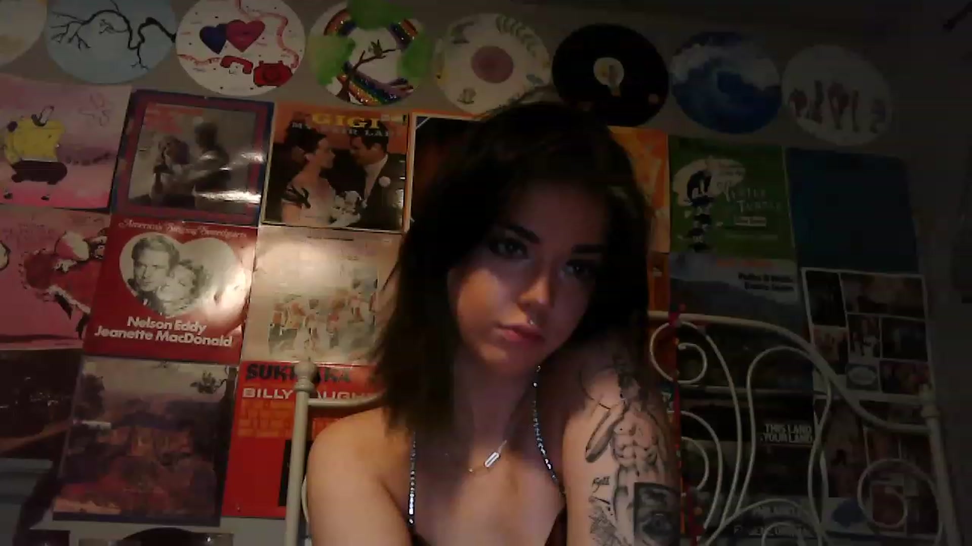 Gallery image thumbnail from Leximayxox's myfreecams stream on, 02/26/2023, 03:43 image 20 of 20
