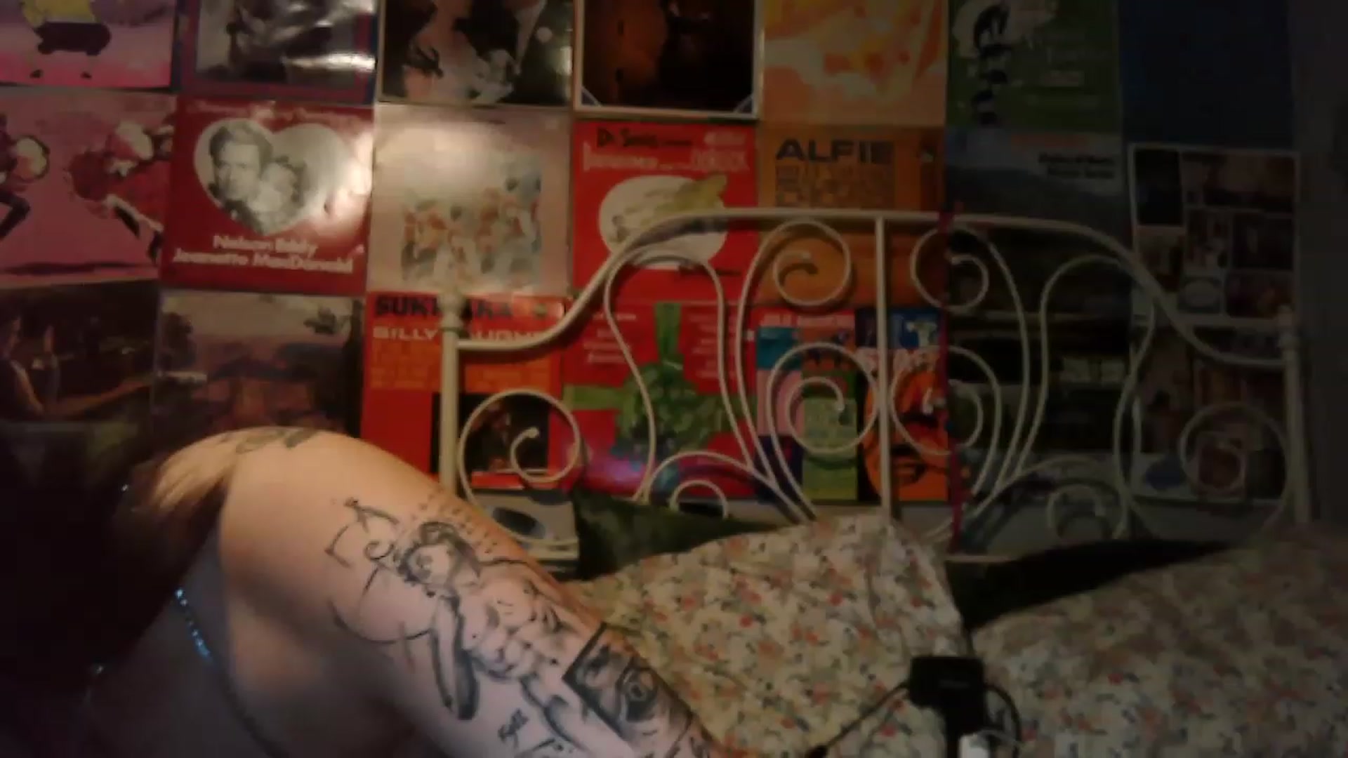 Gallery image thumbnail from Leximayxox's myfreecams stream on, 02/26/2023, 03:43 image 9 of 20