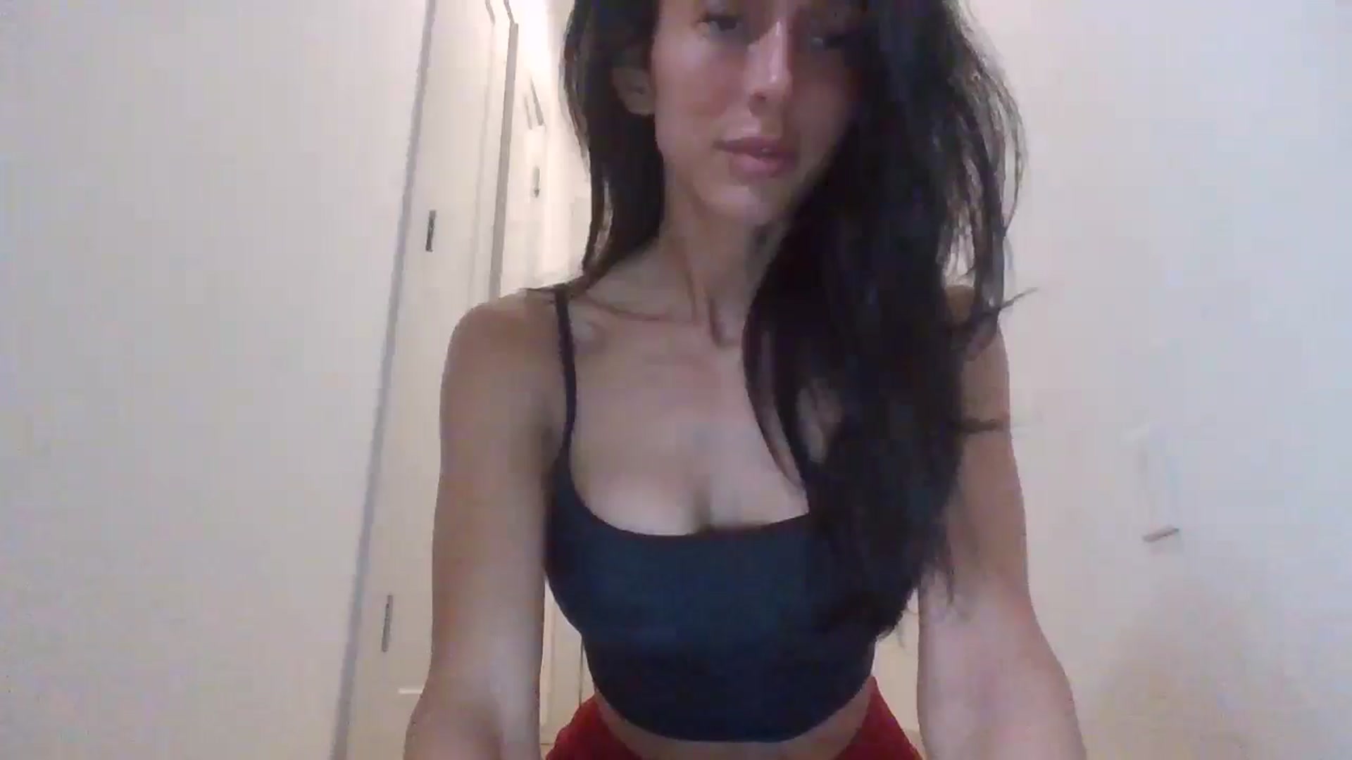 Gallery image thumbnail from Lexixoxoxo's myfreecams stream on, 10/15/2024, 09:42 image 8 of 20