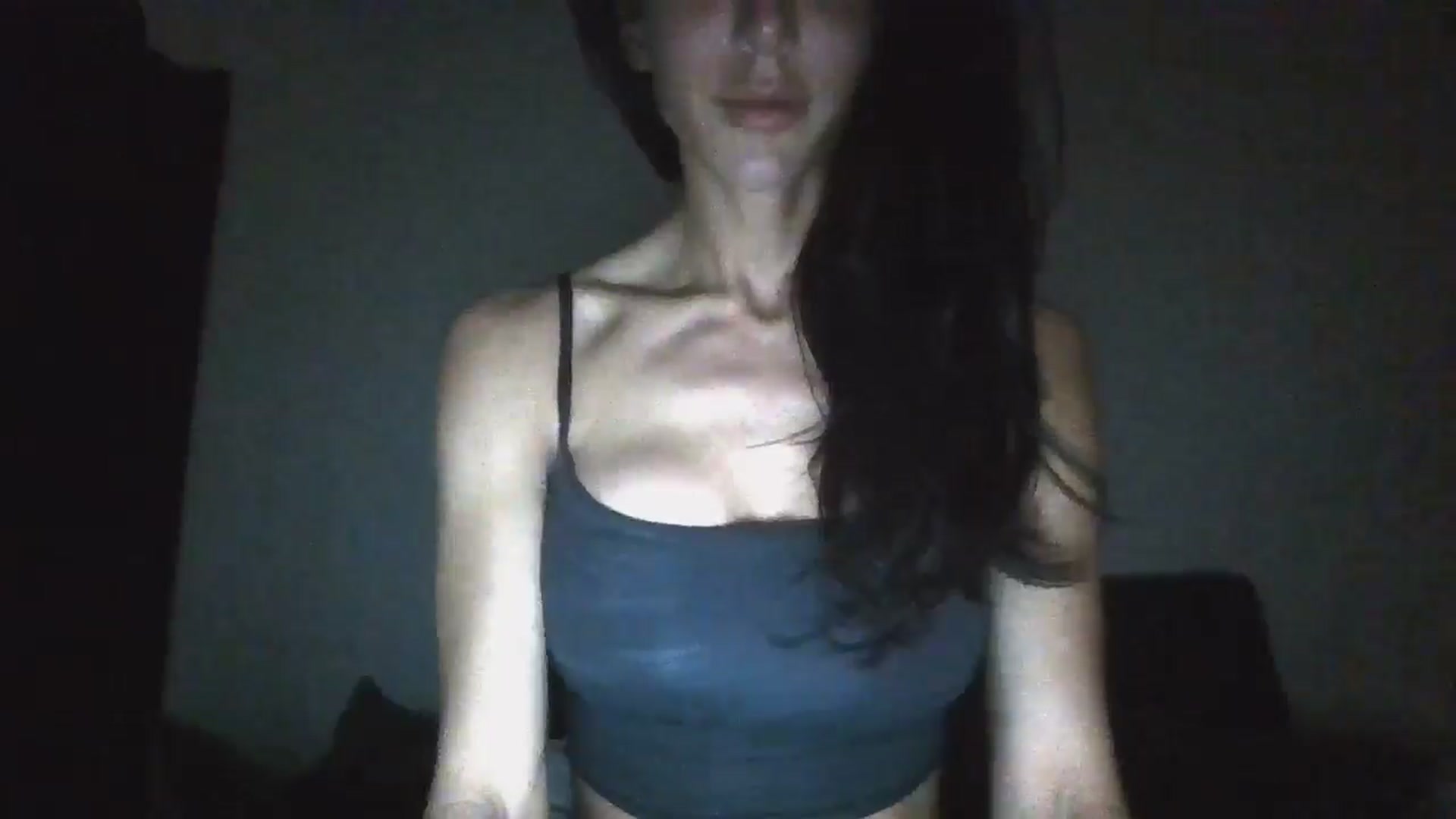 Gallery image thumbnail from Lexixoxoxo's myfreecams stream on, 10/15/2024, 09:42 image 4 of 20