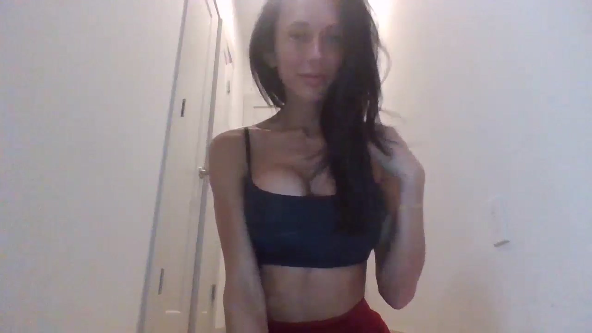 Gallery image thumbnail from Lexixoxoxo's myfreecams stream on, 10/15/2024, 09:42 image 17 of 20