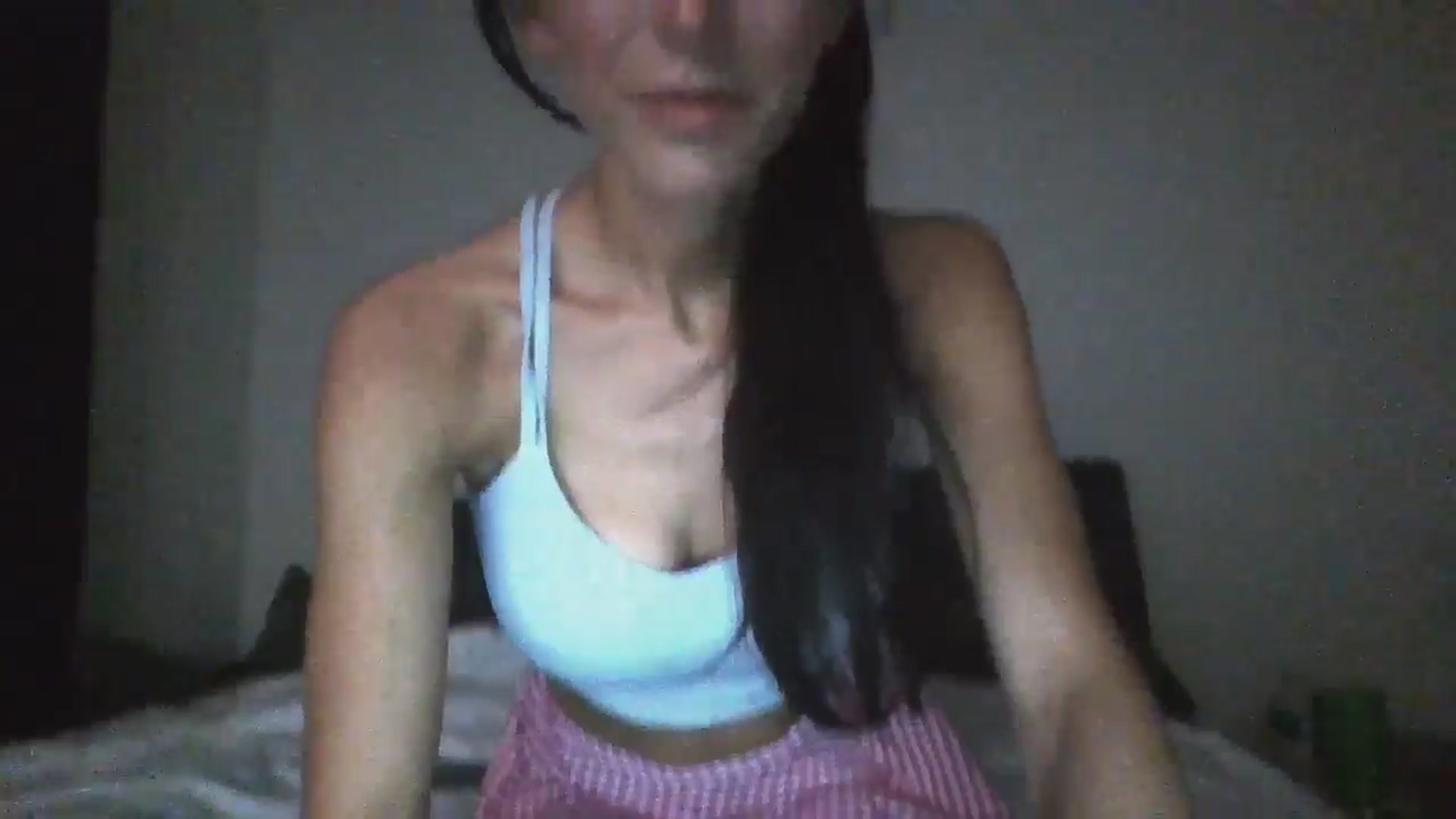 Gallery image thumbnail from Lexixoxoxo's myfreecams stream on, 10/18/2024, 07:37 image 6 of 20