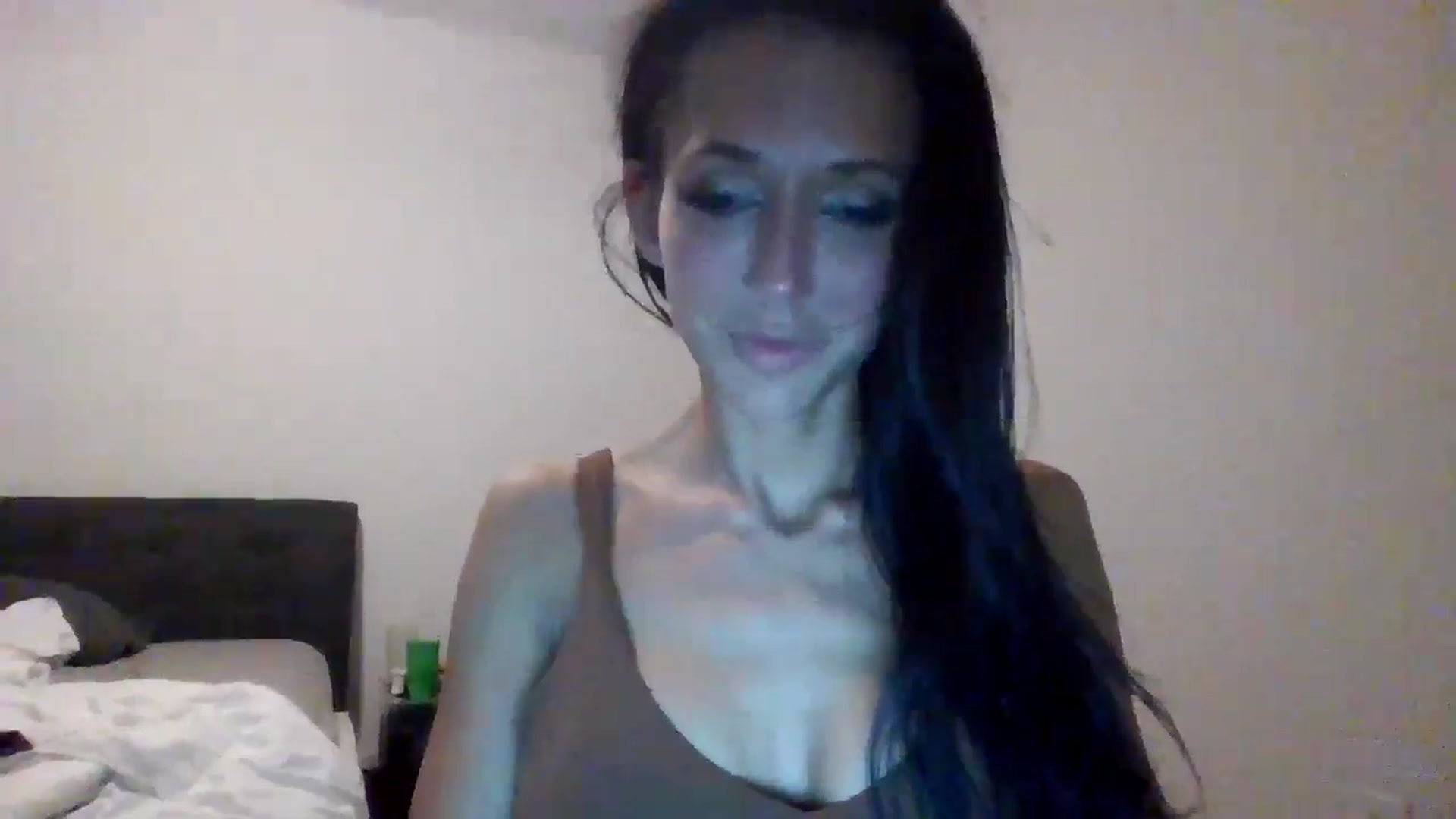 Gallery image thumbnail from Lexixoxoxo's myfreecams stream on, 11/01/2024, 09:08 image 17 of 20