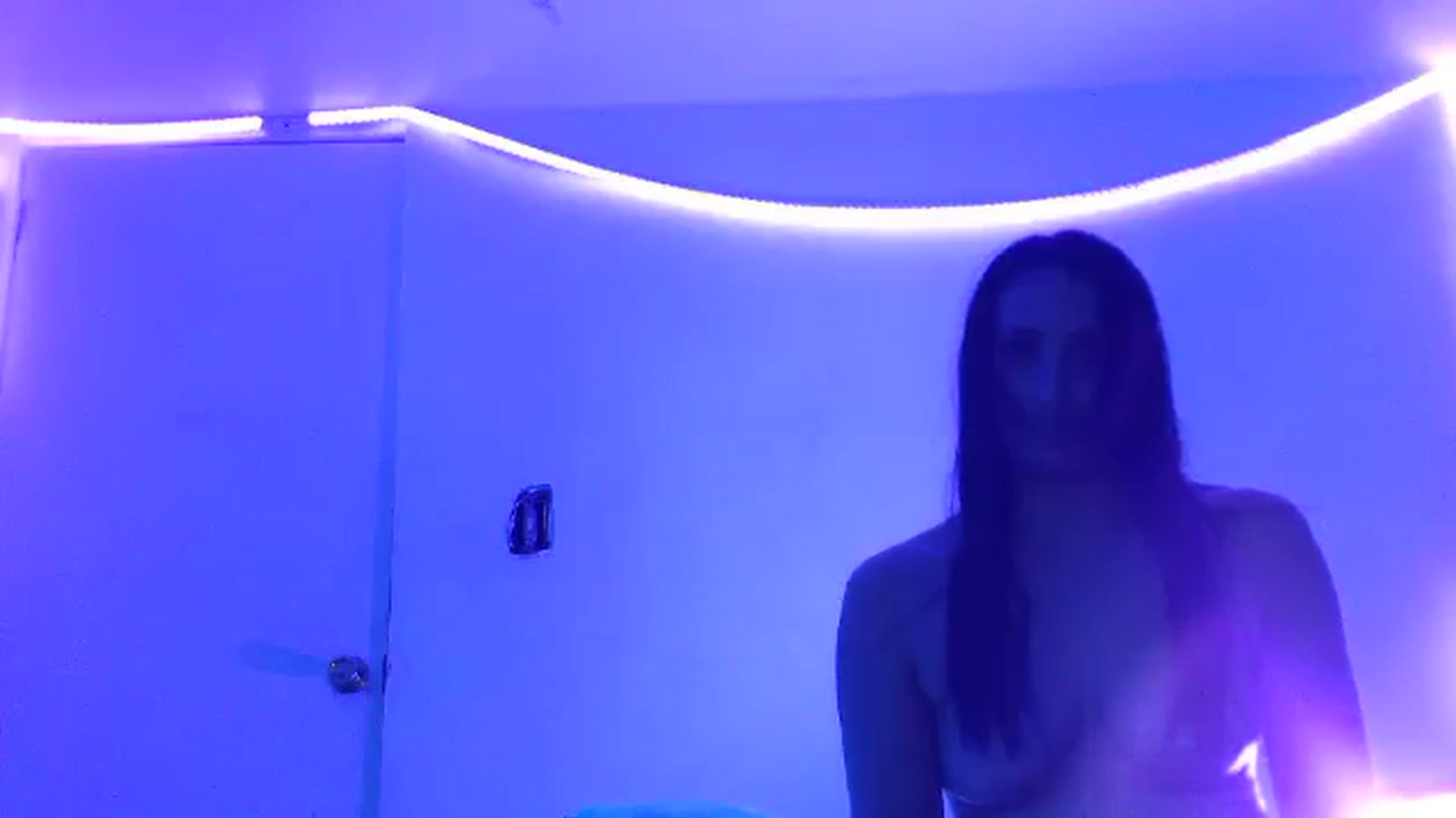 Gallery image thumbnail from Lexlovesex's myfreecams stream on, 01/27/2025, 10:37 image 12 of 20