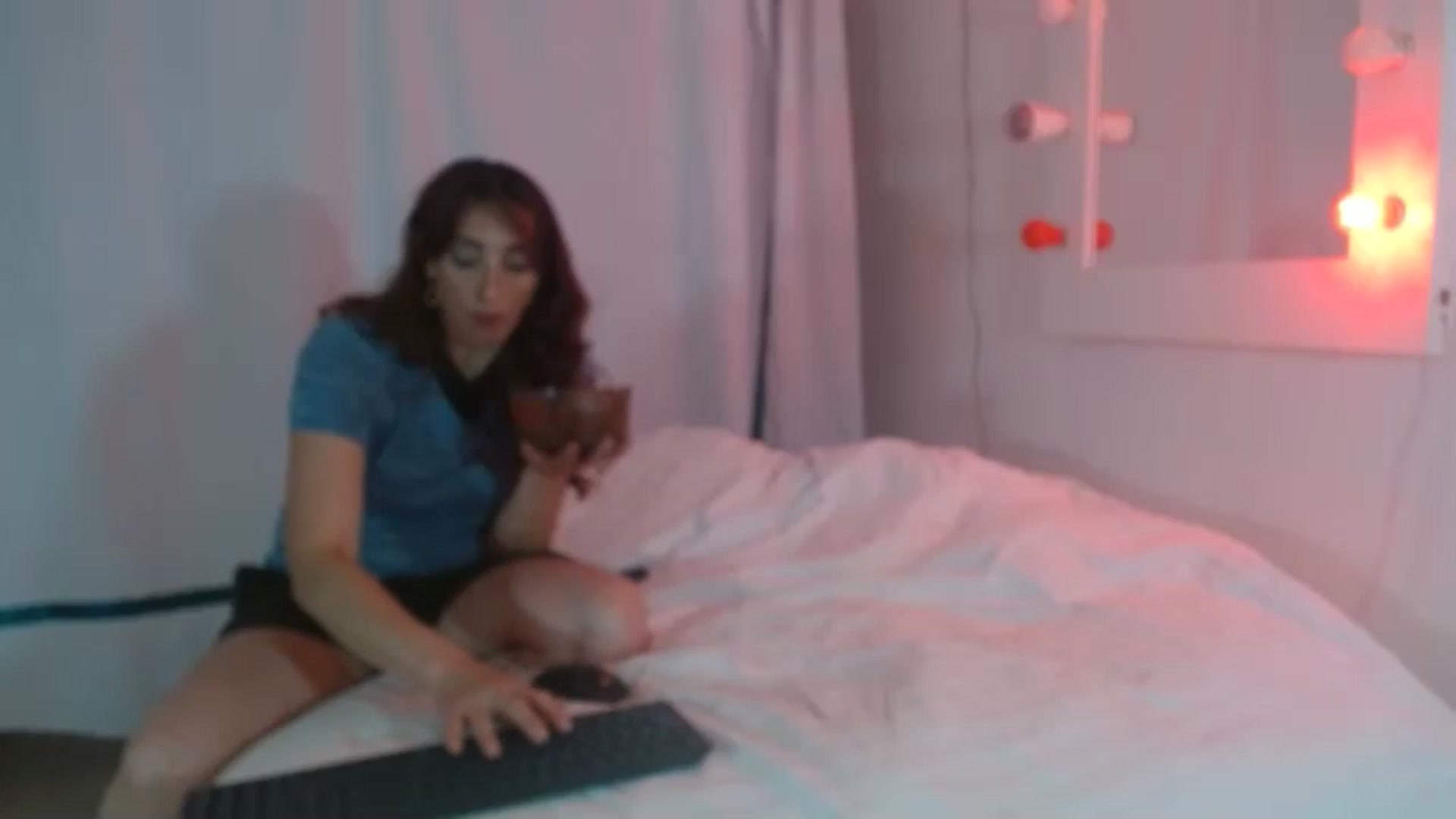Gallery image thumbnail from Lexlovesex's myfreecams stream on, 08/27/2025, 24:53 image 3 of 20