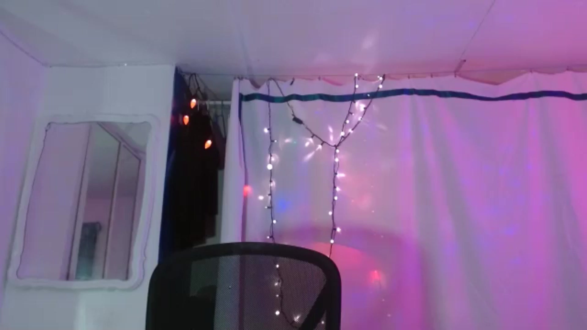 Gallery image thumbnail from Lexlovesex's myfreecams stream on, 09/16/2025, 10:39 image 6 of 20