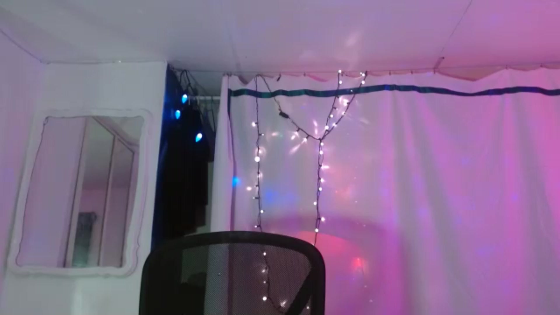 Gallery image thumbnail from Lexlovesex's myfreecams stream on, 09/16/2025, 10:39 image 8 of 20