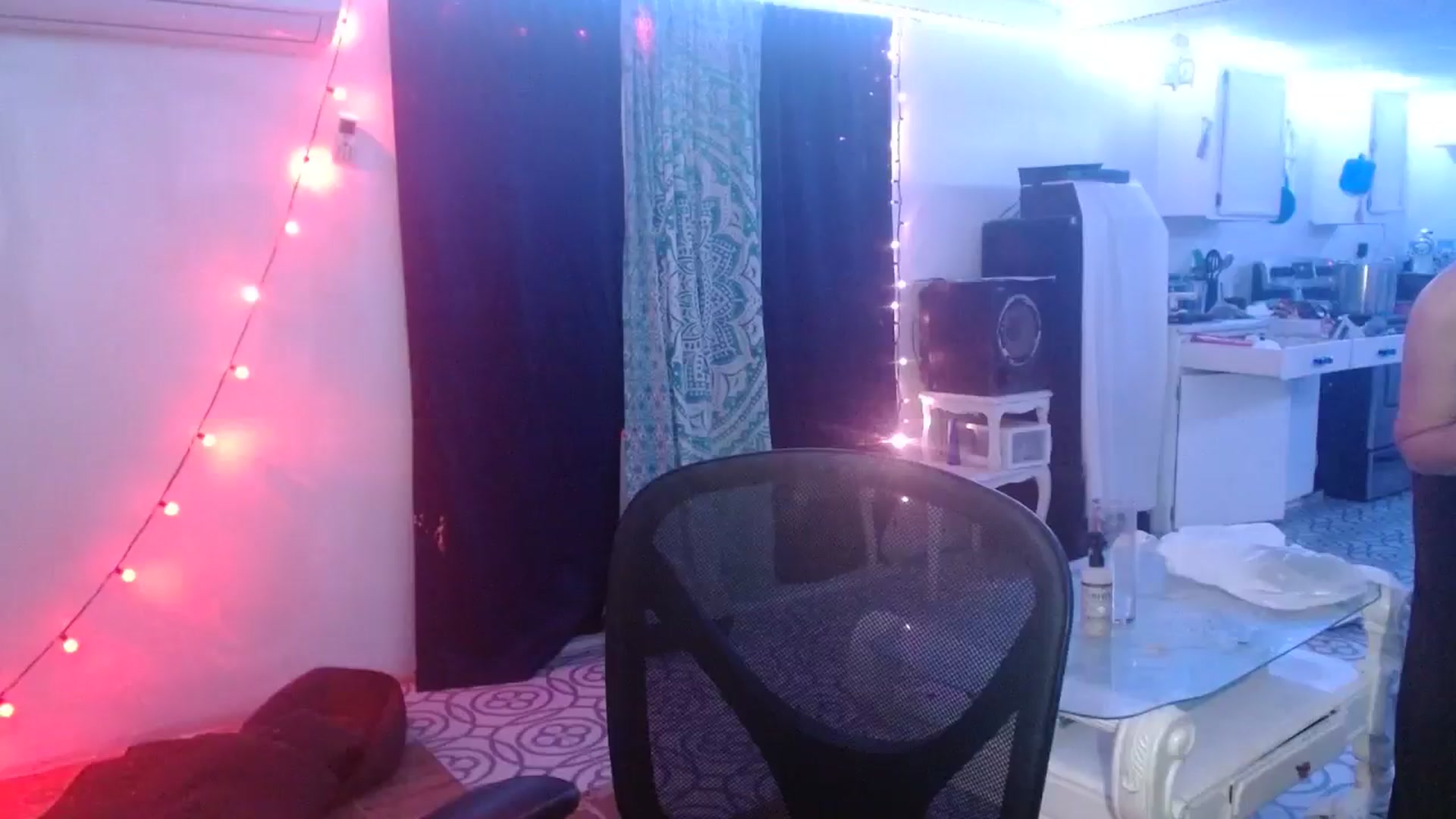 Gallery image thumbnail from Lexlovesex's myfreecams stream on, 10/26/2025, 03:58 image 14 of 20