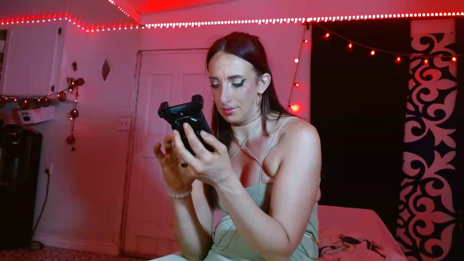 Gallery image thumbnail from Lexlovesex's myfreecams stream on, 06/23/2026, 06:02 image 13 of 20
