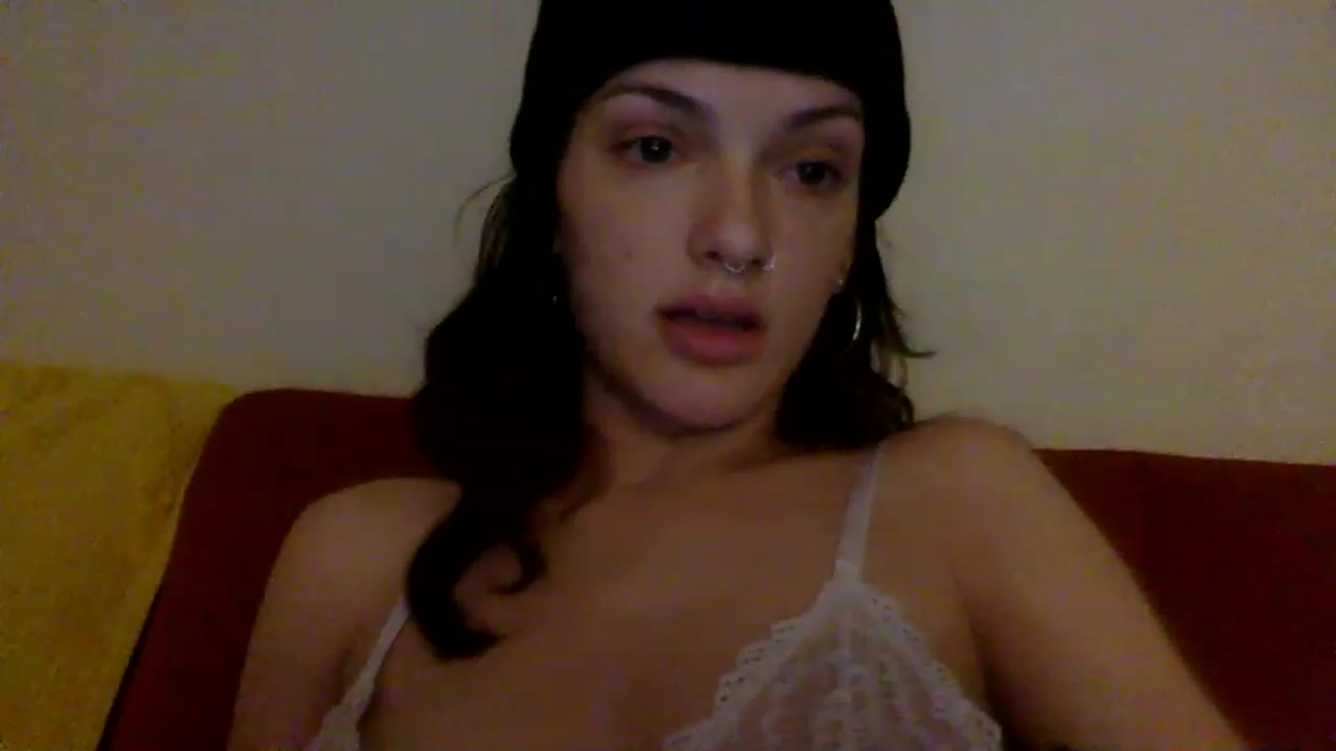 Gallery image thumbnail from Lexsexkitten's myfreecams stream on, 11/15/2022, 05:06 image 3 of 20