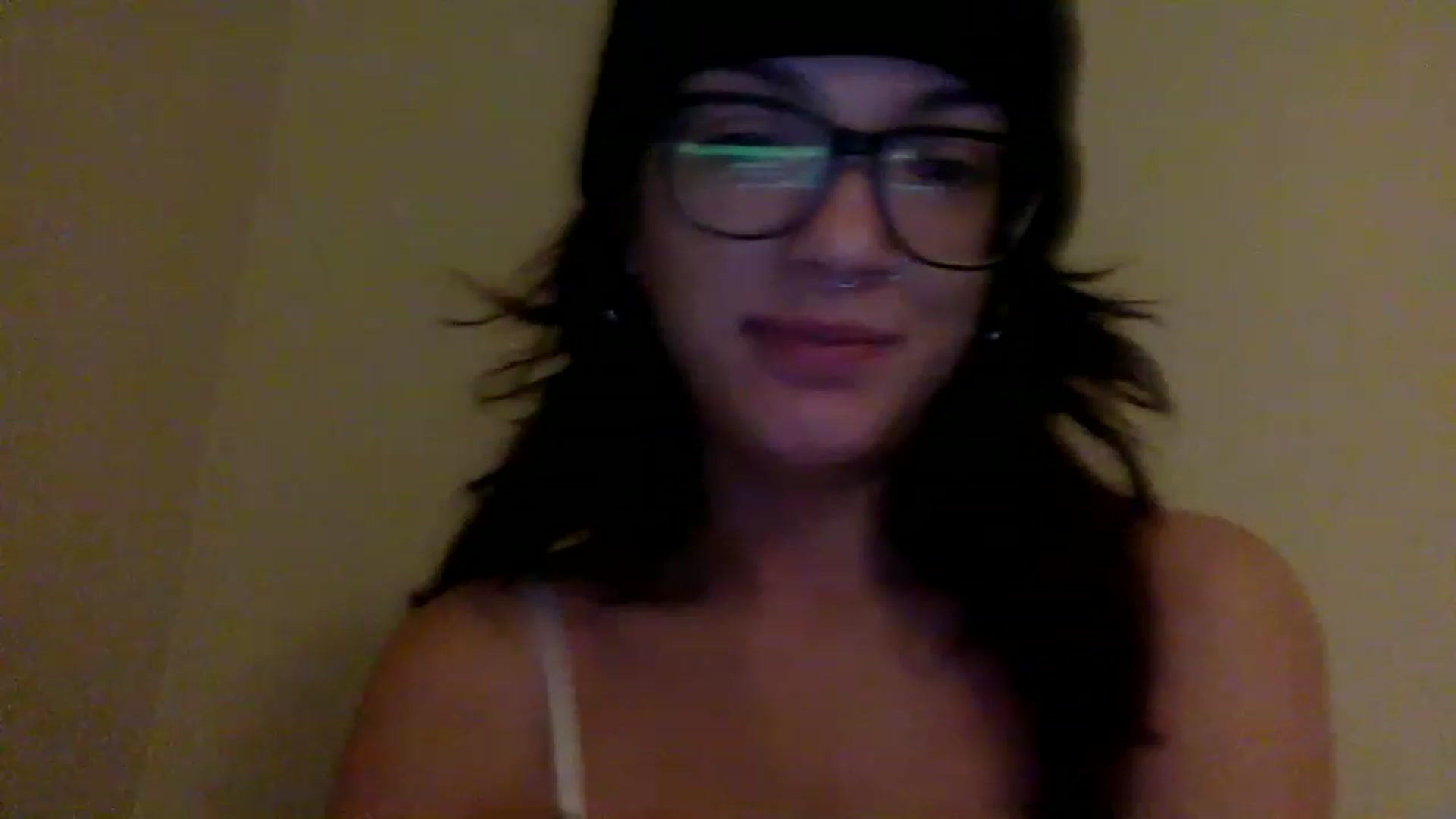 Gallery image thumbnail from Lexsexkitten's myfreecams stream on, 11/15/2022, 12:32 image 9 of 20