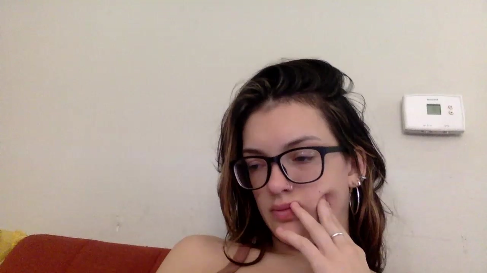 Gallery image thumbnail from Lexsexkitten's myfreecams stream on, 11/15/2022, 22:05 image 15 of 20